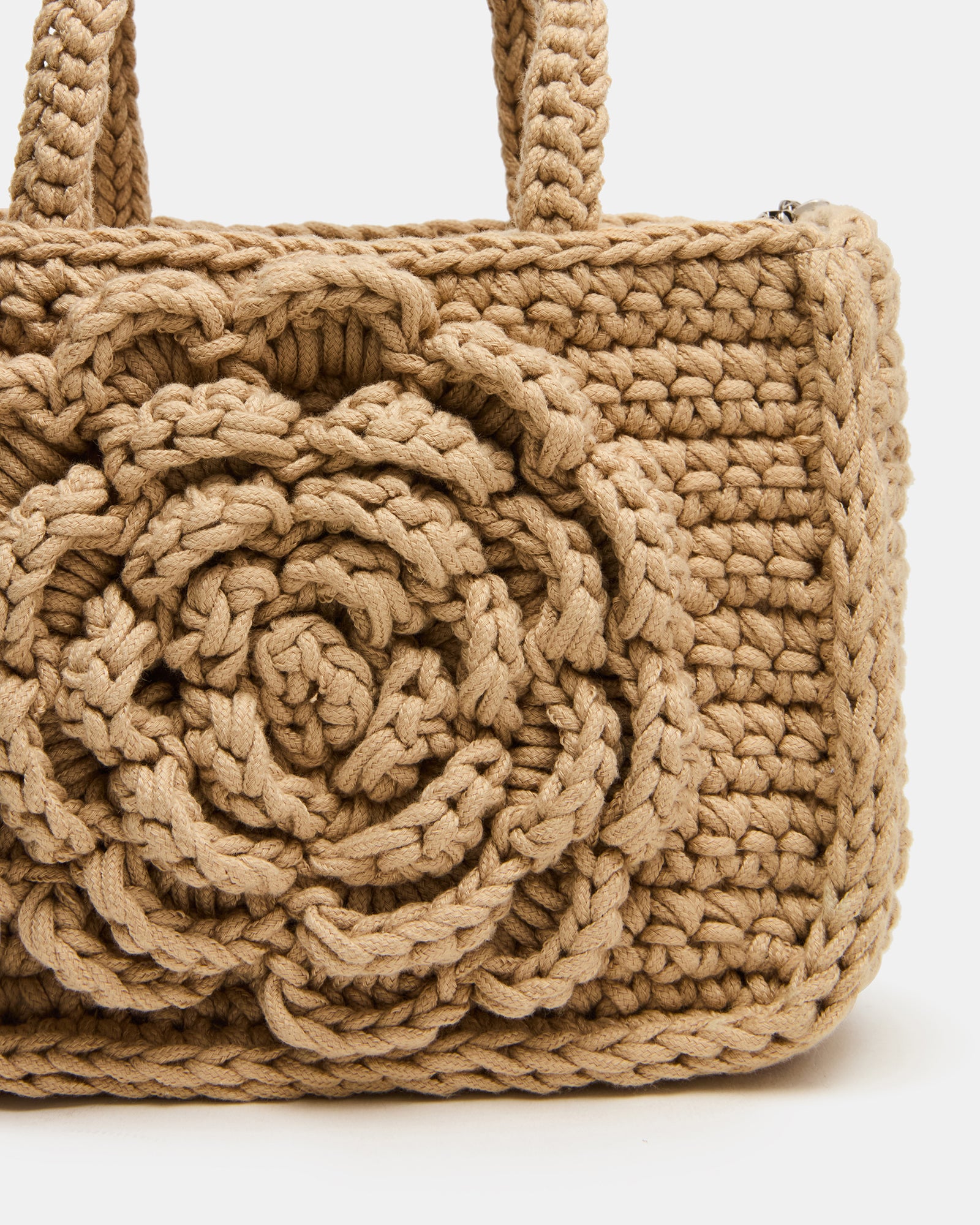 SM_HANDBAGS_BLUVLY_NATURAL_04.jpg