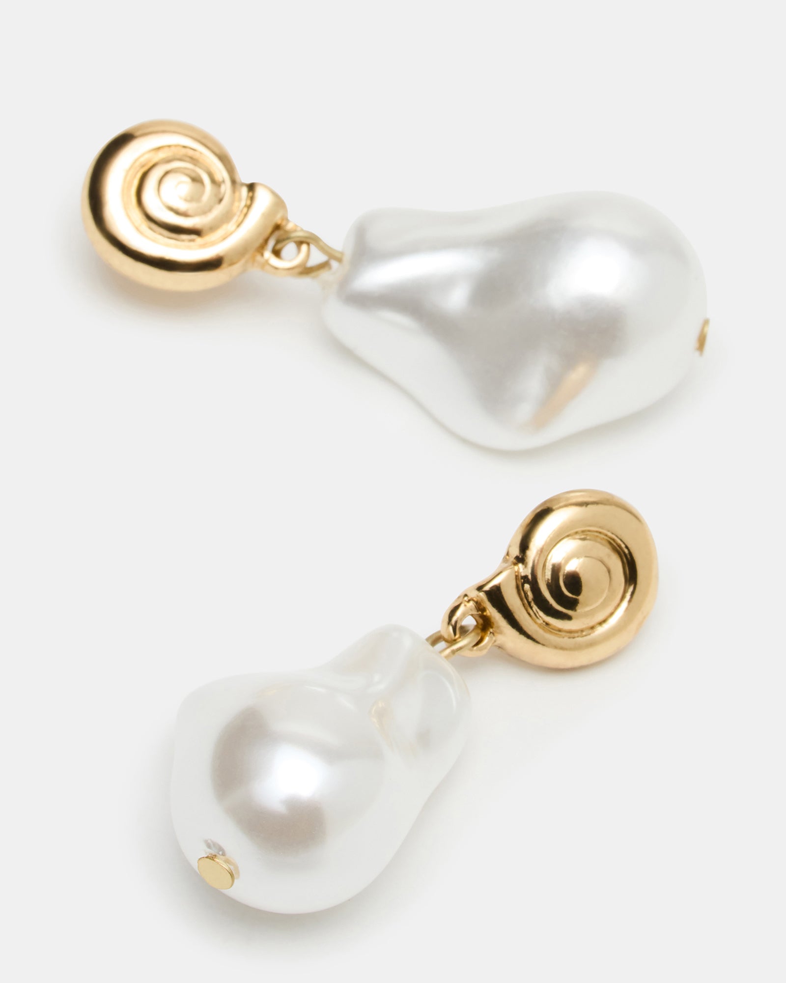 STEVEMADDEN_ACCESSORIES_588667_PEARL_02.jpg
