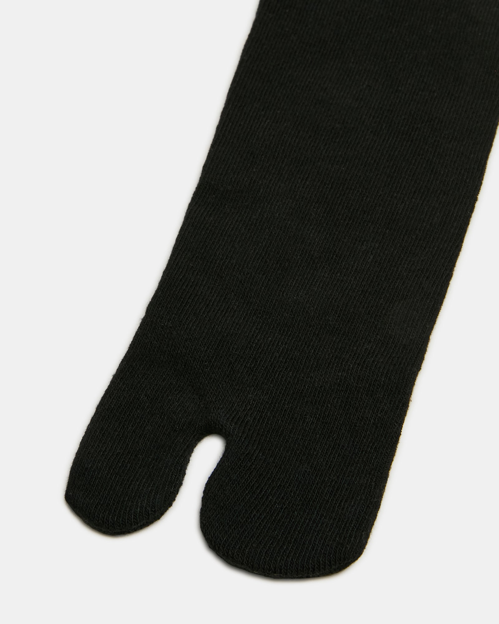 STEVEMADDEN_ACCESSORIES_L-CALI_BLACK_02.jpg