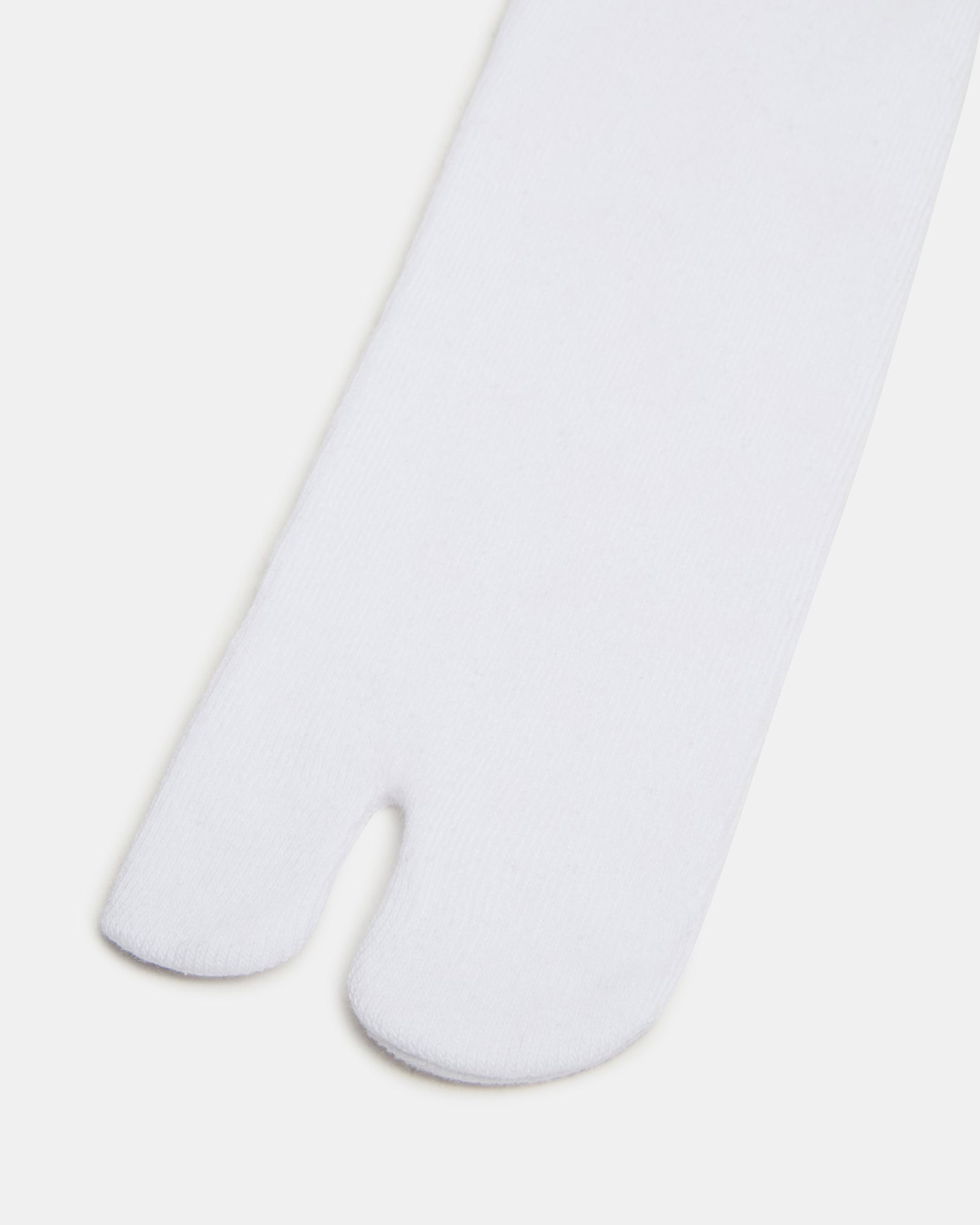 STEVEMADDEN_ACCESSORIES_L-CALI_WHITE_02.jpg