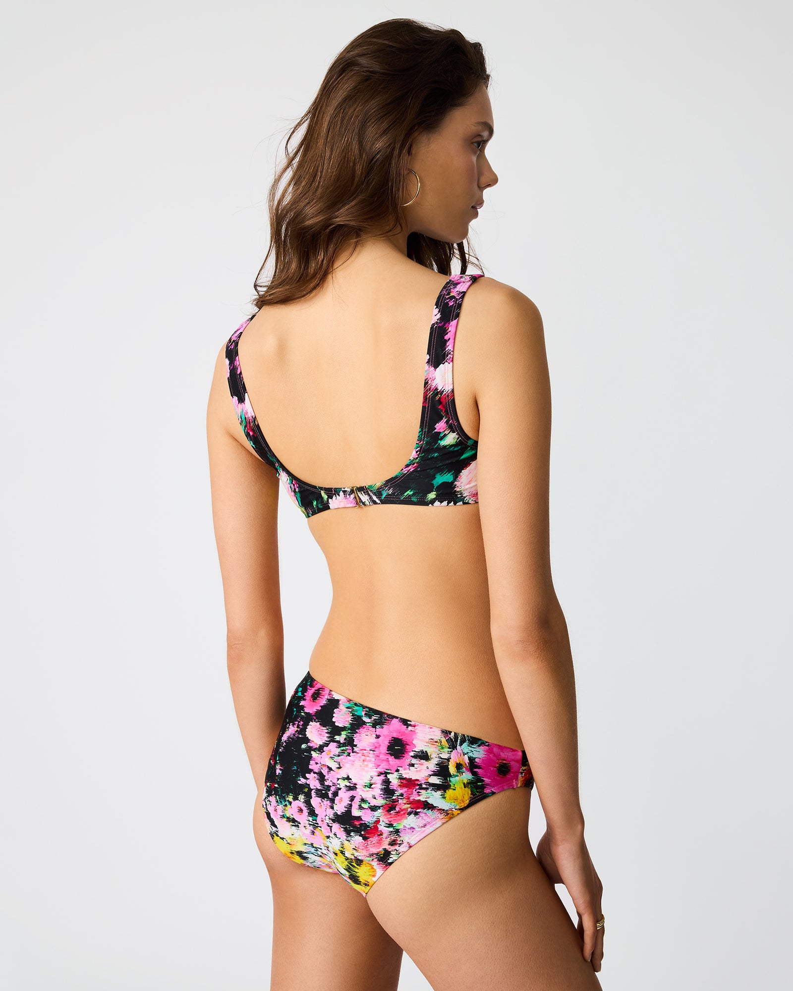 STEVEMADDEN_APPAREL_6100003S_BLACK-DITSY-FLORAL_04.jpg