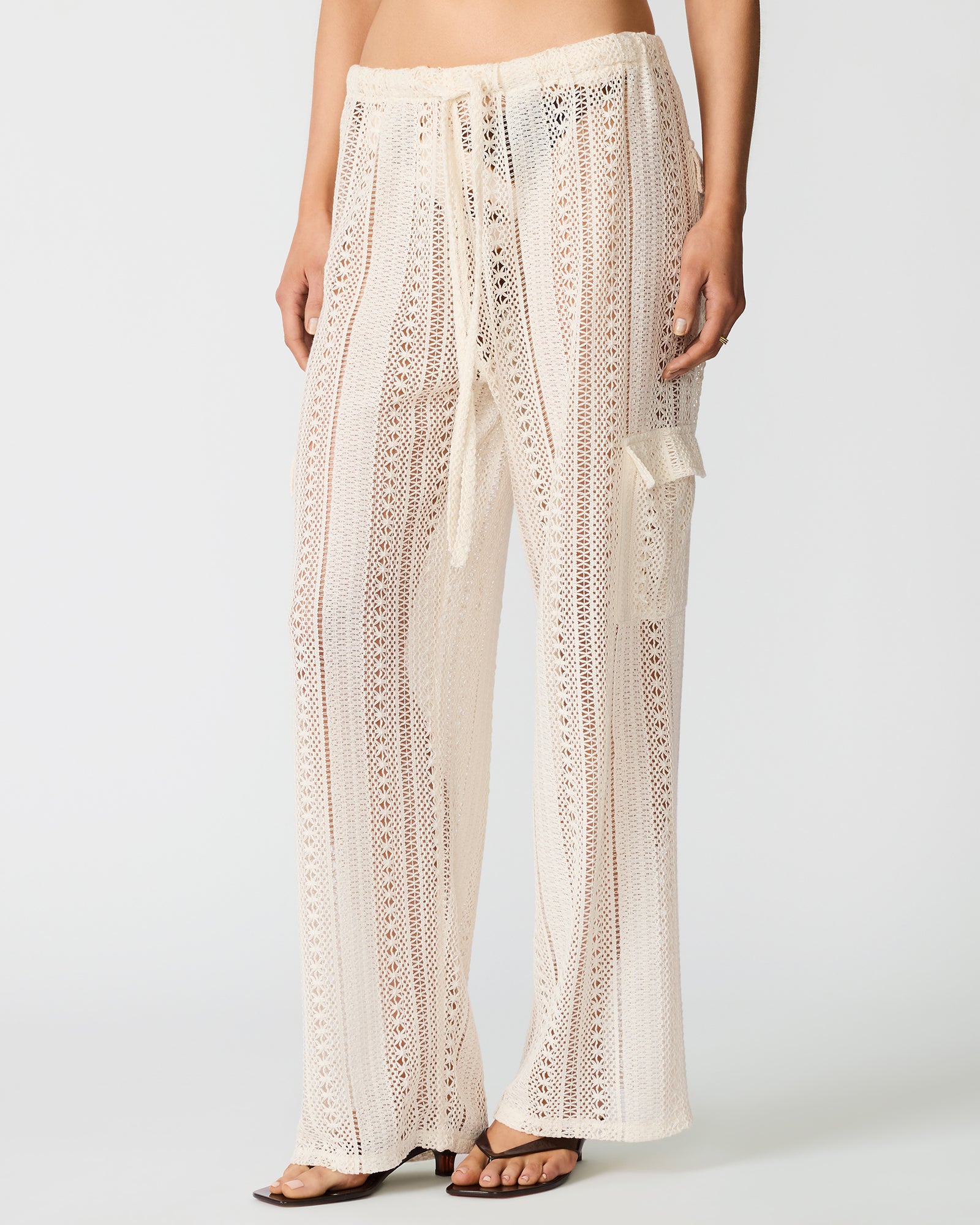 STEVEMADDEN_APPAREL_6103037S_PEARL_02.jpg