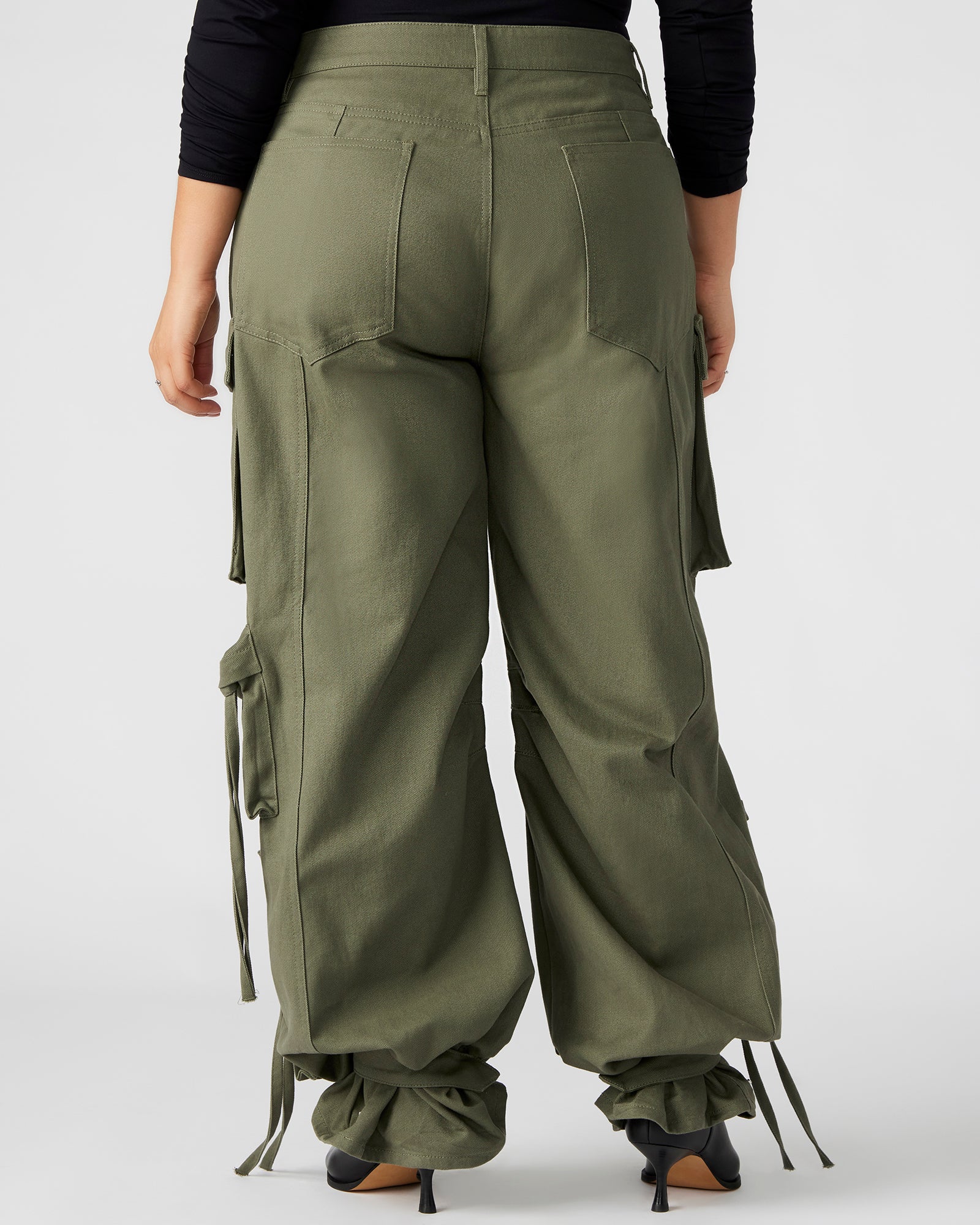 STEVEMADDEN_APPAREL_BN303733_OLIVE_0237.jpg