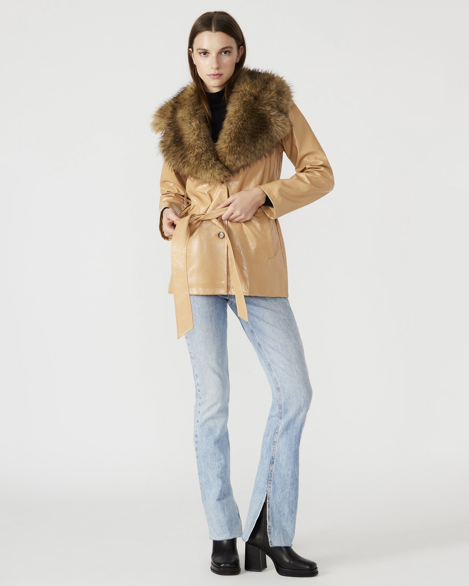 STEVEMADDEN_APPAREL_BO400839_TAN_0287.jpg