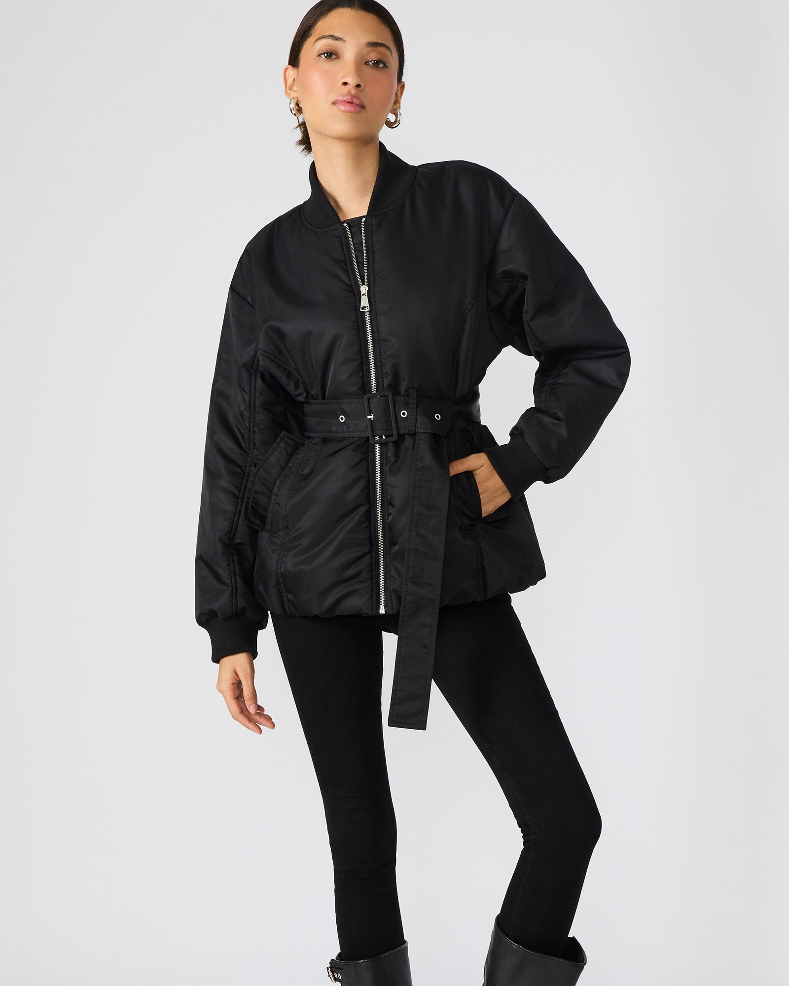 STEVEMADDEN_APPAREL_BP300896_BLACK_29648_HERO.jpg