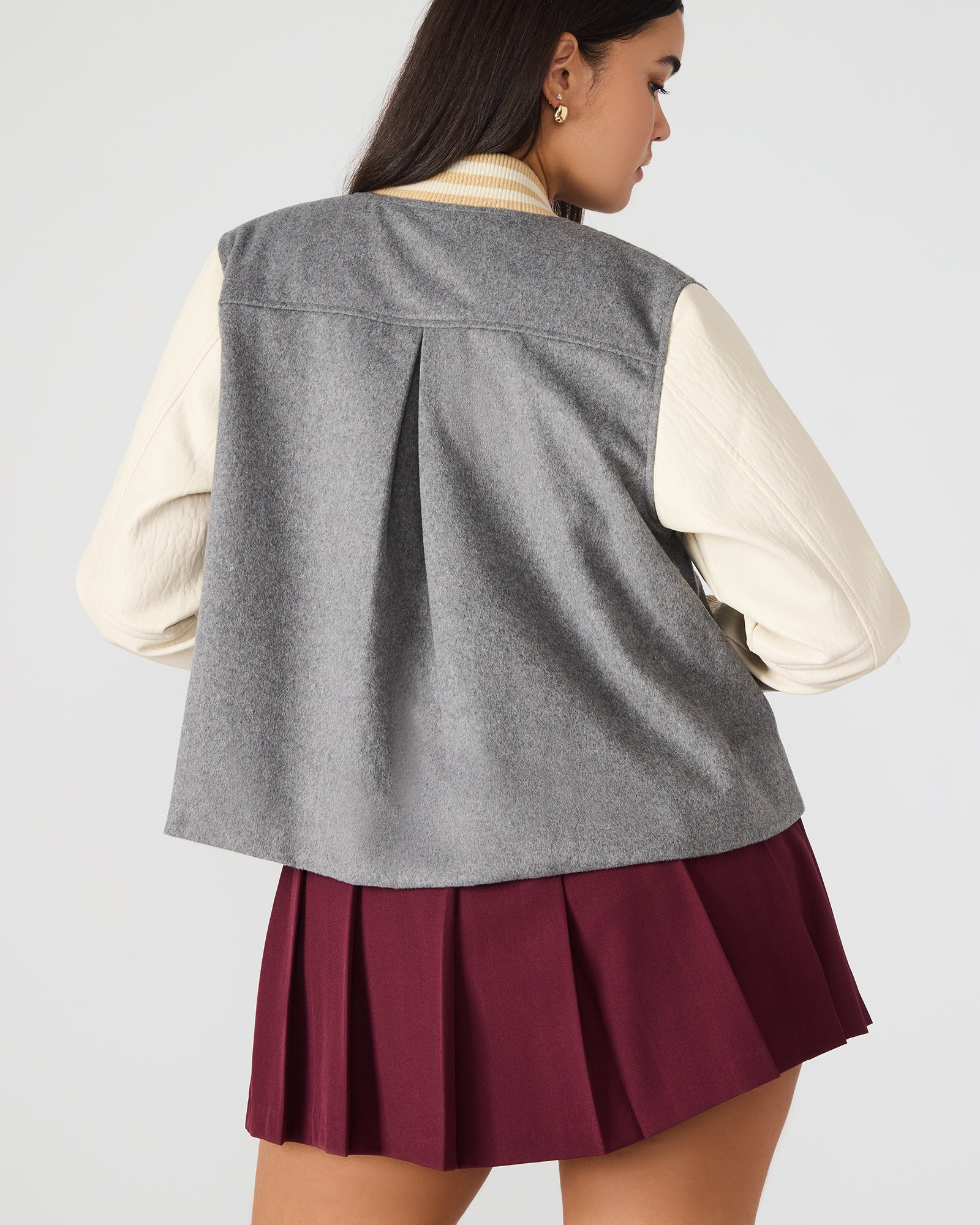 STEVEMADDEN_APPAREL_BP302973_GREY_33509.jpg