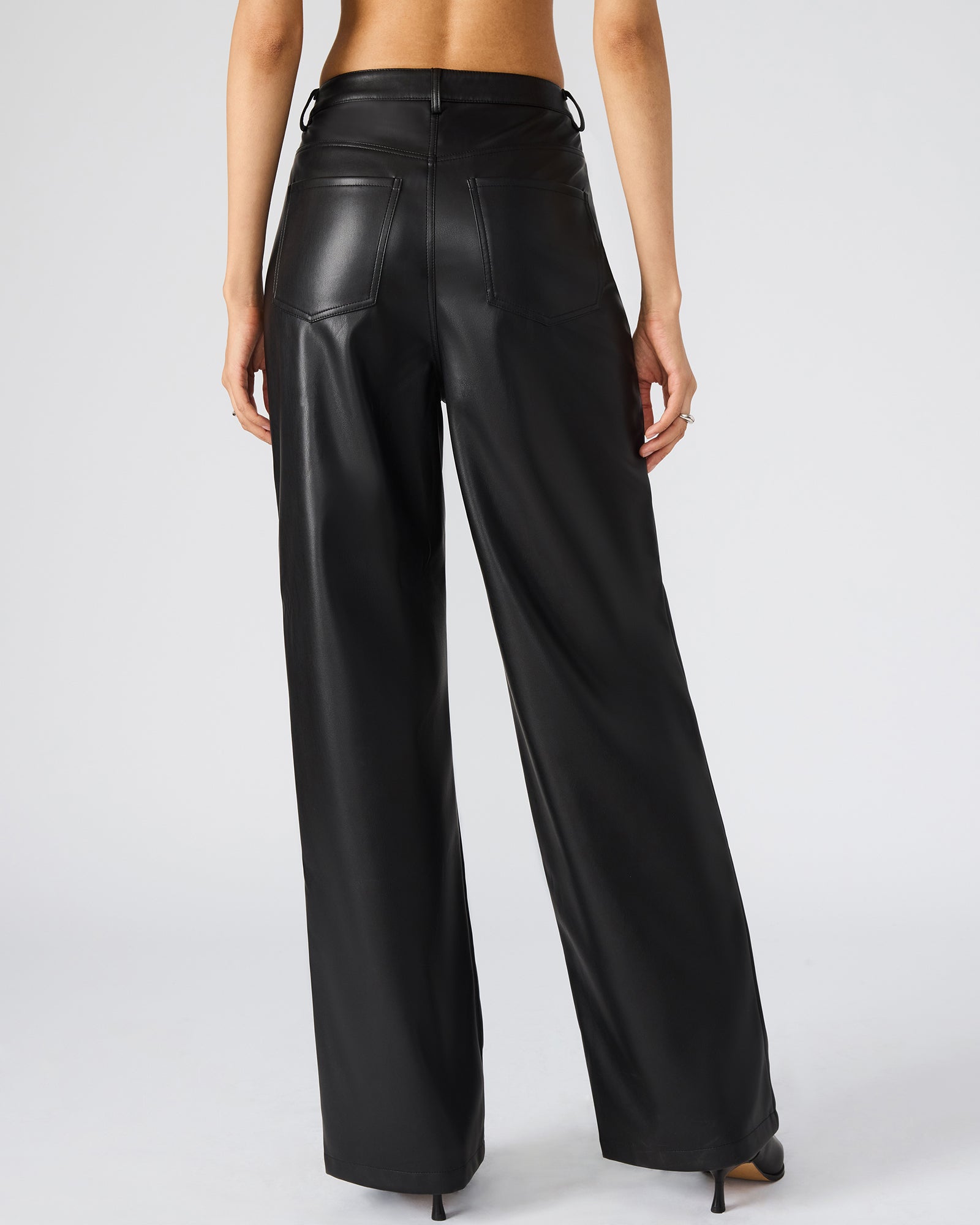 STEVEMADDEN_APPAREL_BP303667_BLACK-ONYX_29558.jpg