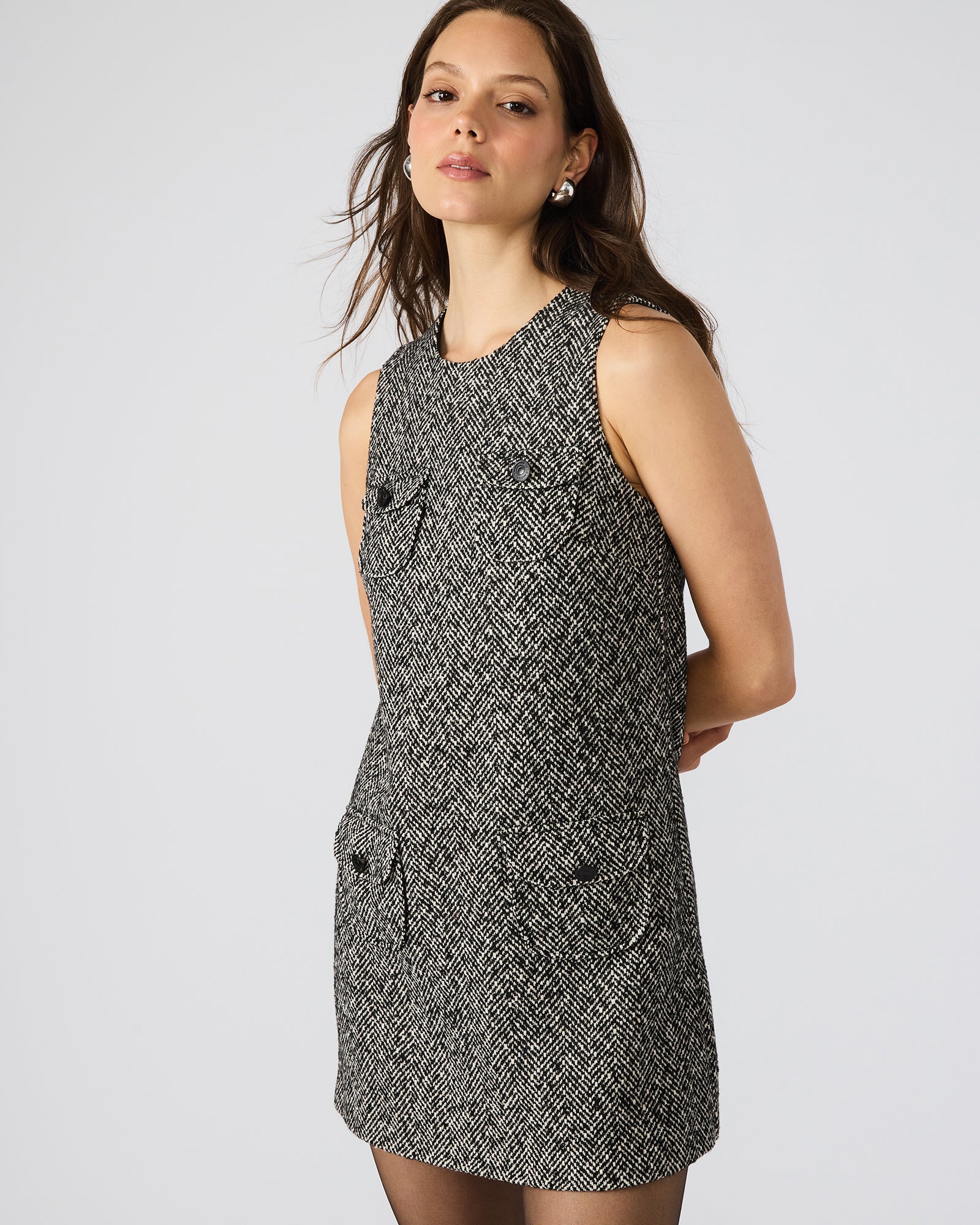 STEVEMADDEN_APPAREL_BP308252_BLACK-WHITE_29035.jpg