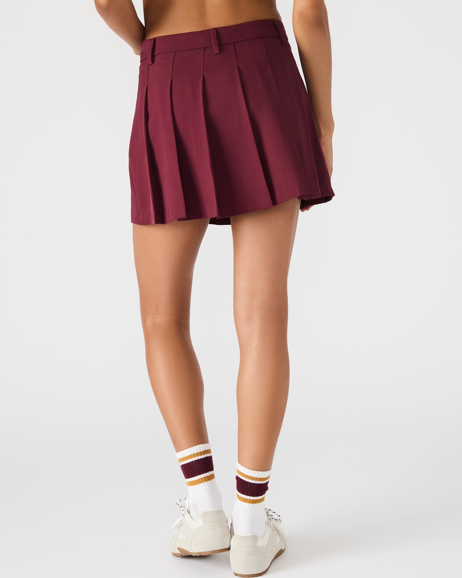 STEVEMADDEN_APPAREL_BP309357_WINE_11434.jpg