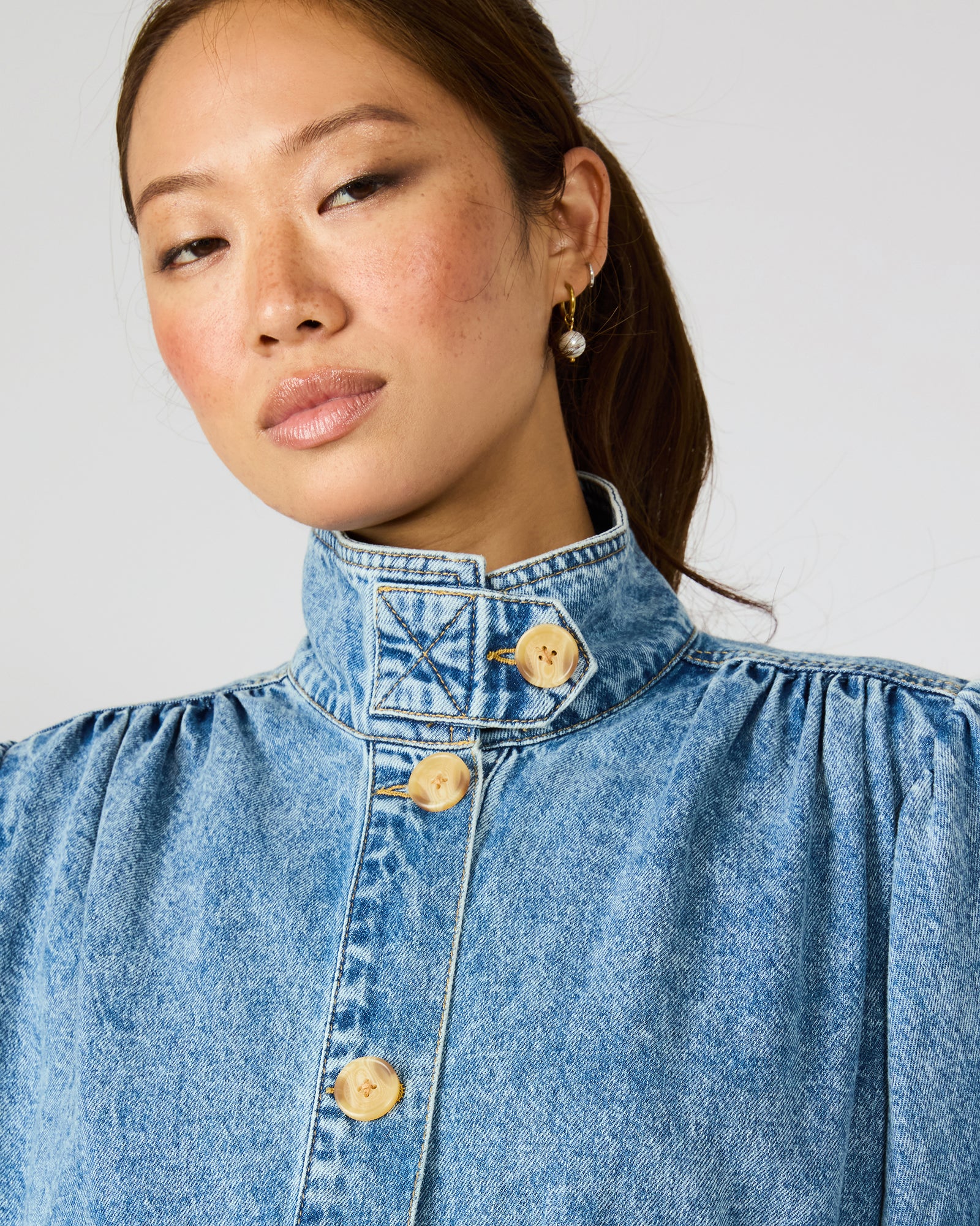 STEVEMADDEN_APPAREL_BP402018_CHLOE-WASH_0364.jpg