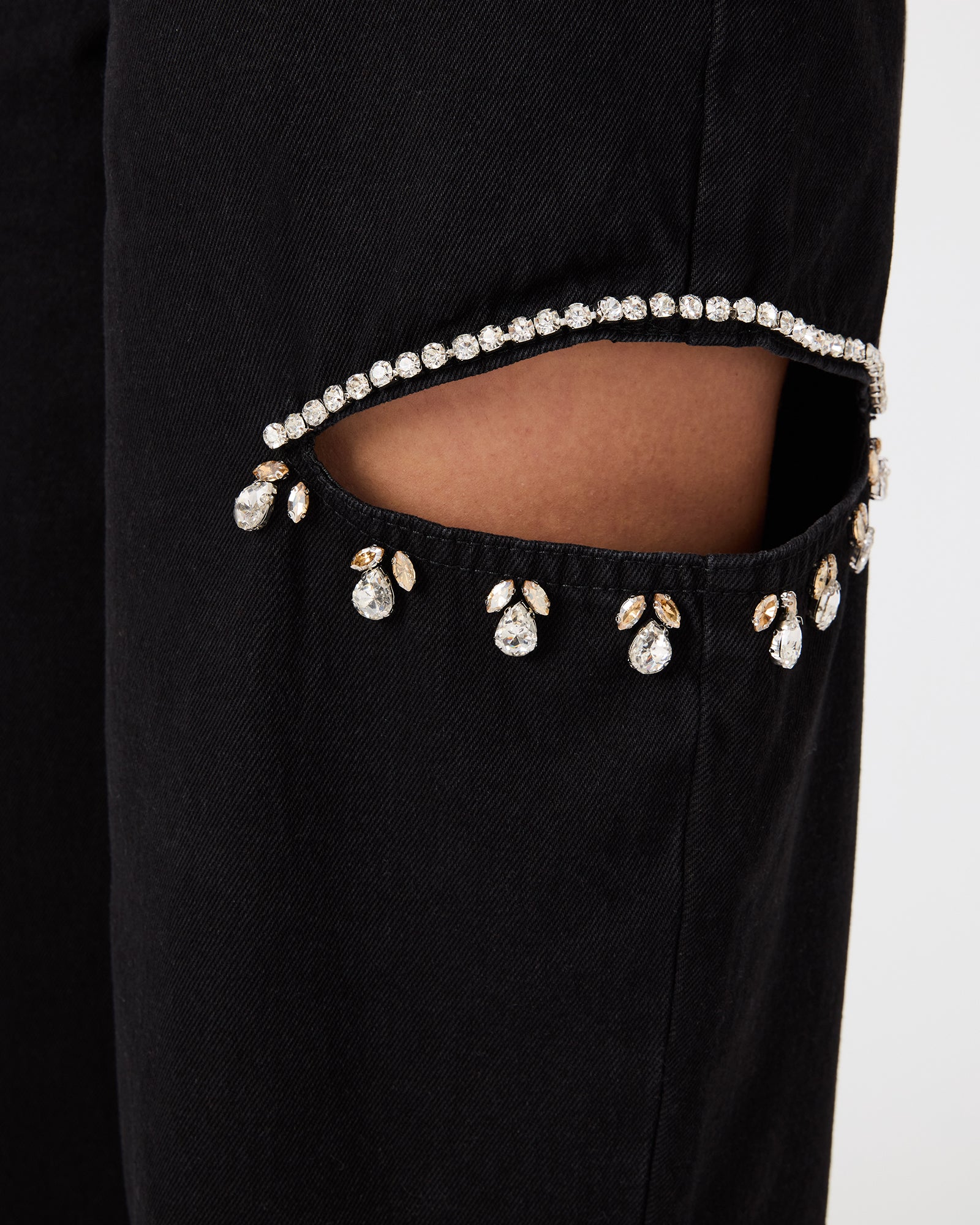 STEVEMADDEN_APPAREL_BP403773_BLACK_03-L.jpg