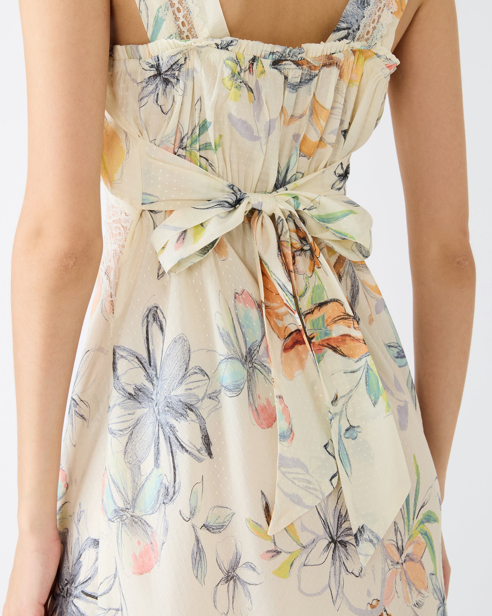 STEVEMADDEN_APPAREL_BP408892_NOTEBOOK-FLORAL_06.jpg