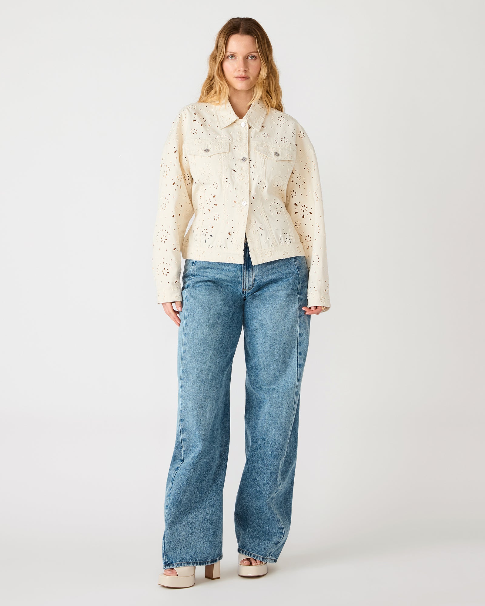 STEVEMADDEN_APPAREL_SA04426_SEA-MIST_01_b58f2bb1-16db-437e-8524-793b841e1aa0.jpg