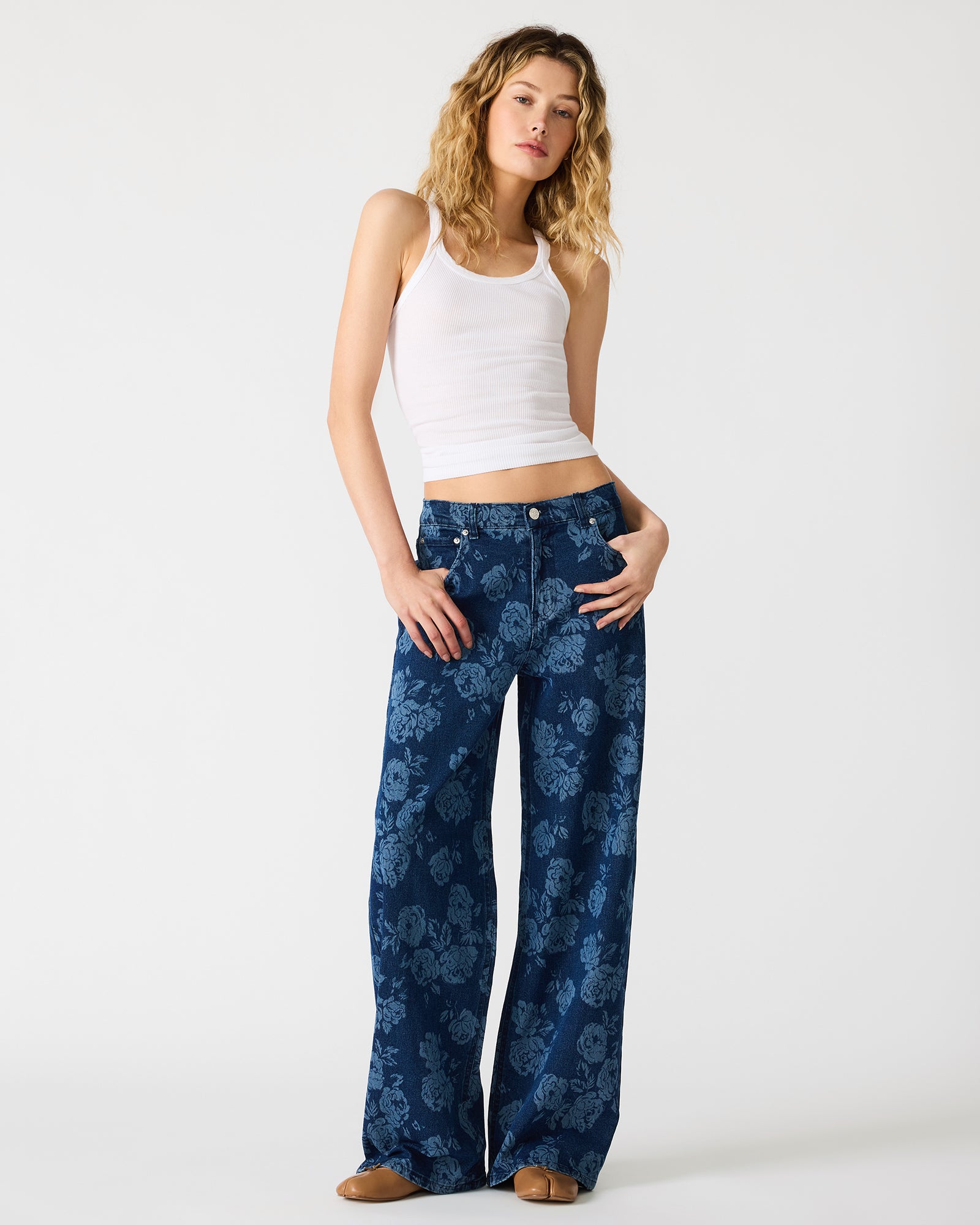 STEVEMADDEN_APPAREL_SA06137_ROSE-FROST_01_a9a3a043-0ef1-44e5-8b90-1095ec17424d.jpg