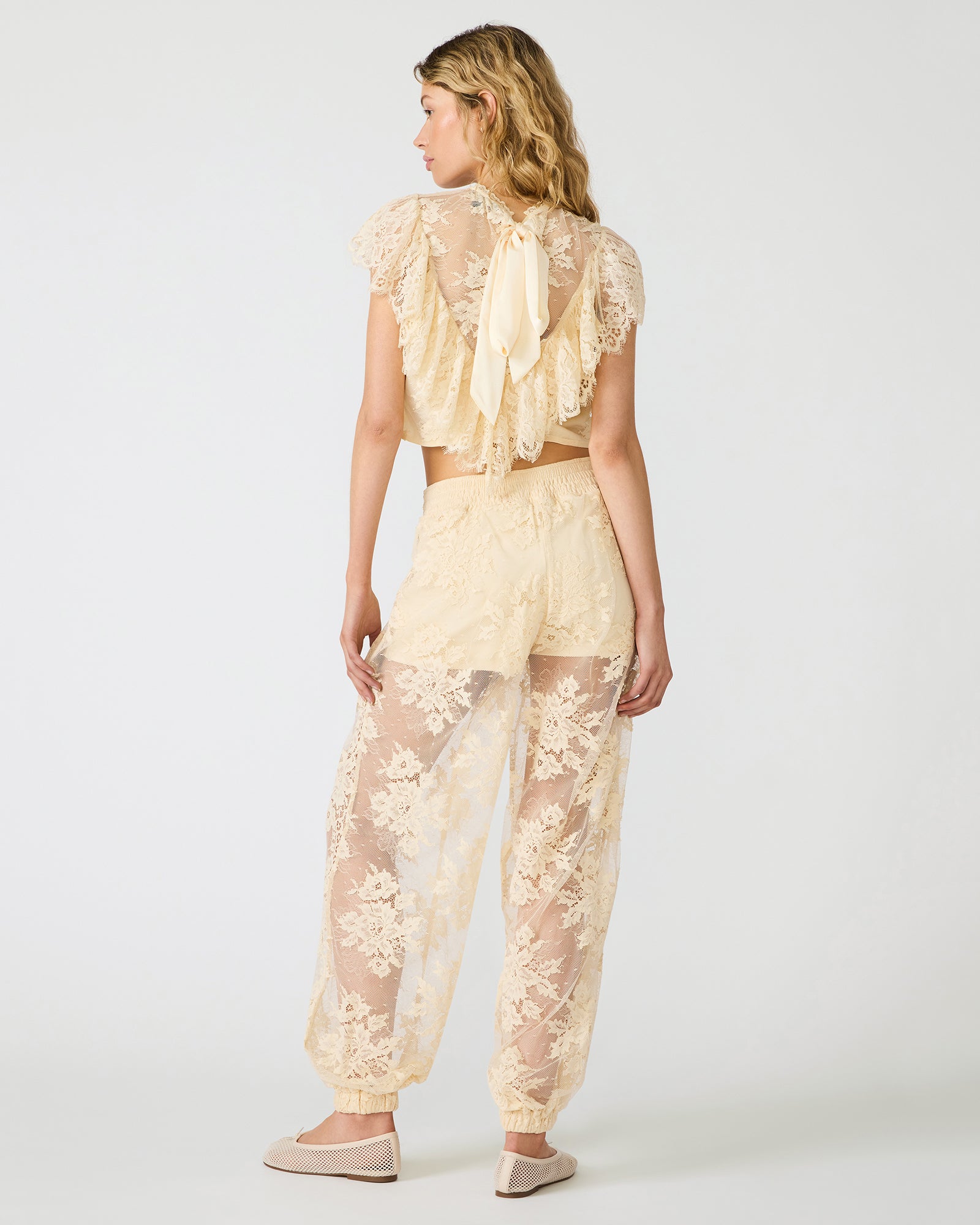 STEVEMADDEN_APPAREL_SA06178_TROPIC-SANDS_05_6004fda3-d309-4a44-bb3f-2b3cd9c03525.jpg
