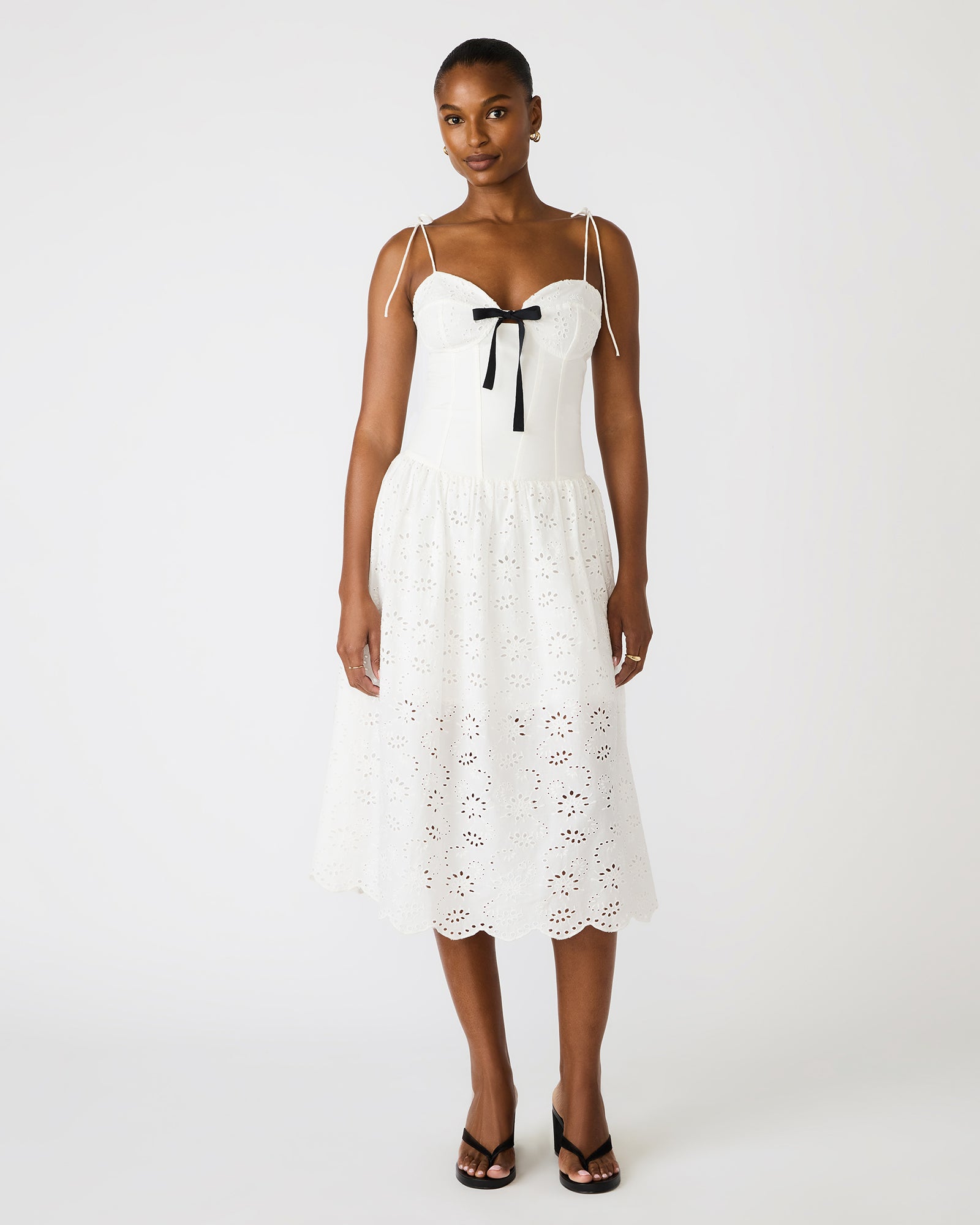 STEVEMADDEN_APPAREL_SA14408_WHITE_01_f91ade27-fb8c-4847-95c4-3c2203031f95.jpg