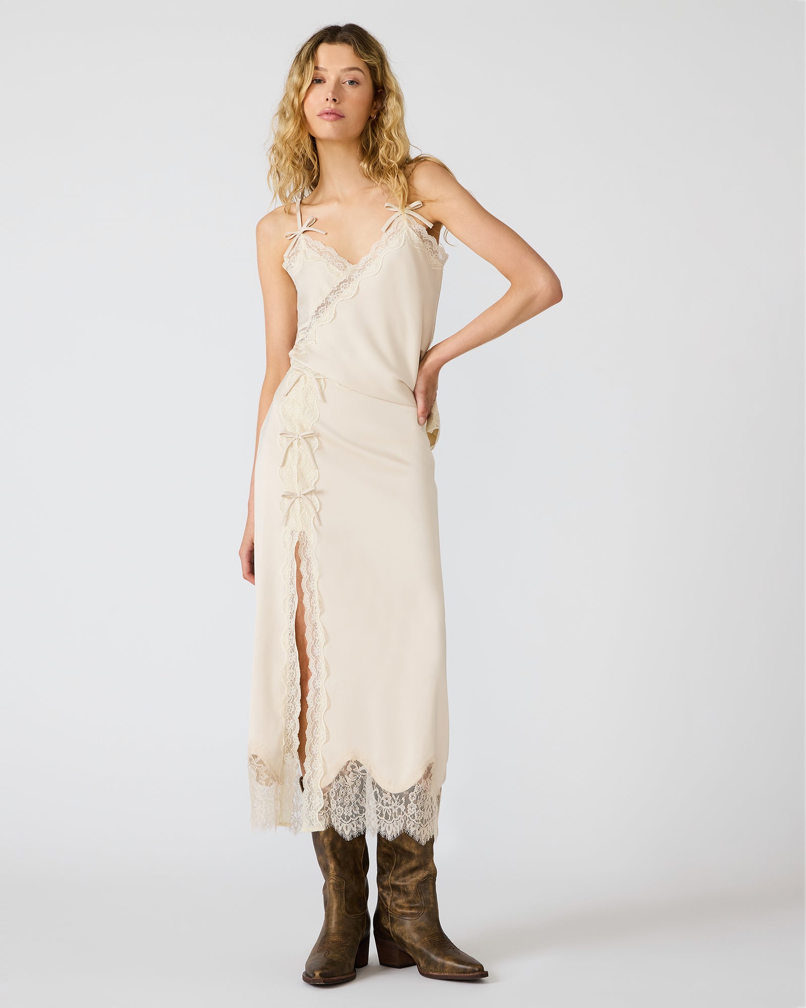 STEVEMADDEN_APPAREL_SB17375_IVORY_01.jpg