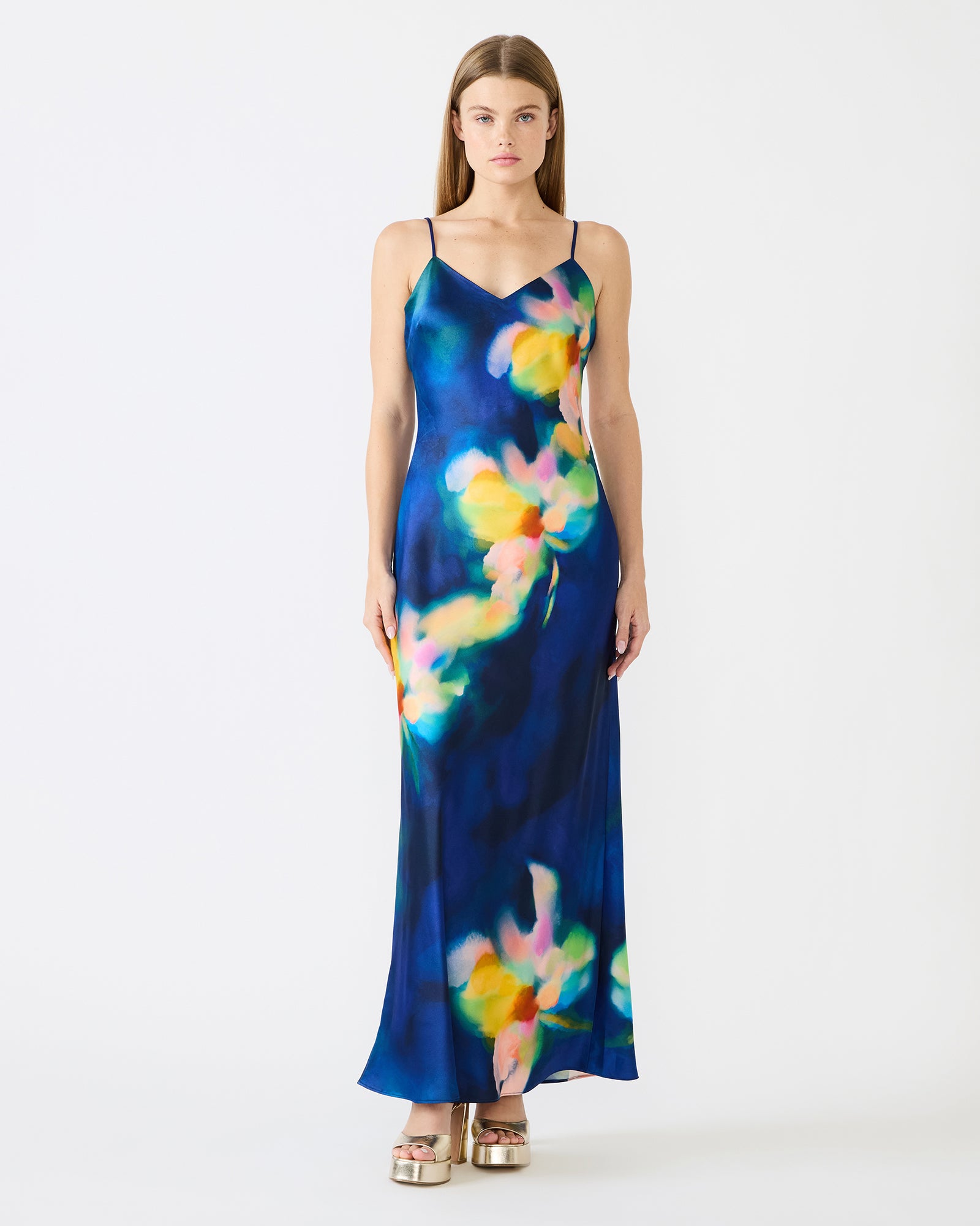 STEVEMADDEN_APPAREL_XQ108709_MADELINE-GESSO-FLORAL_01.jpg