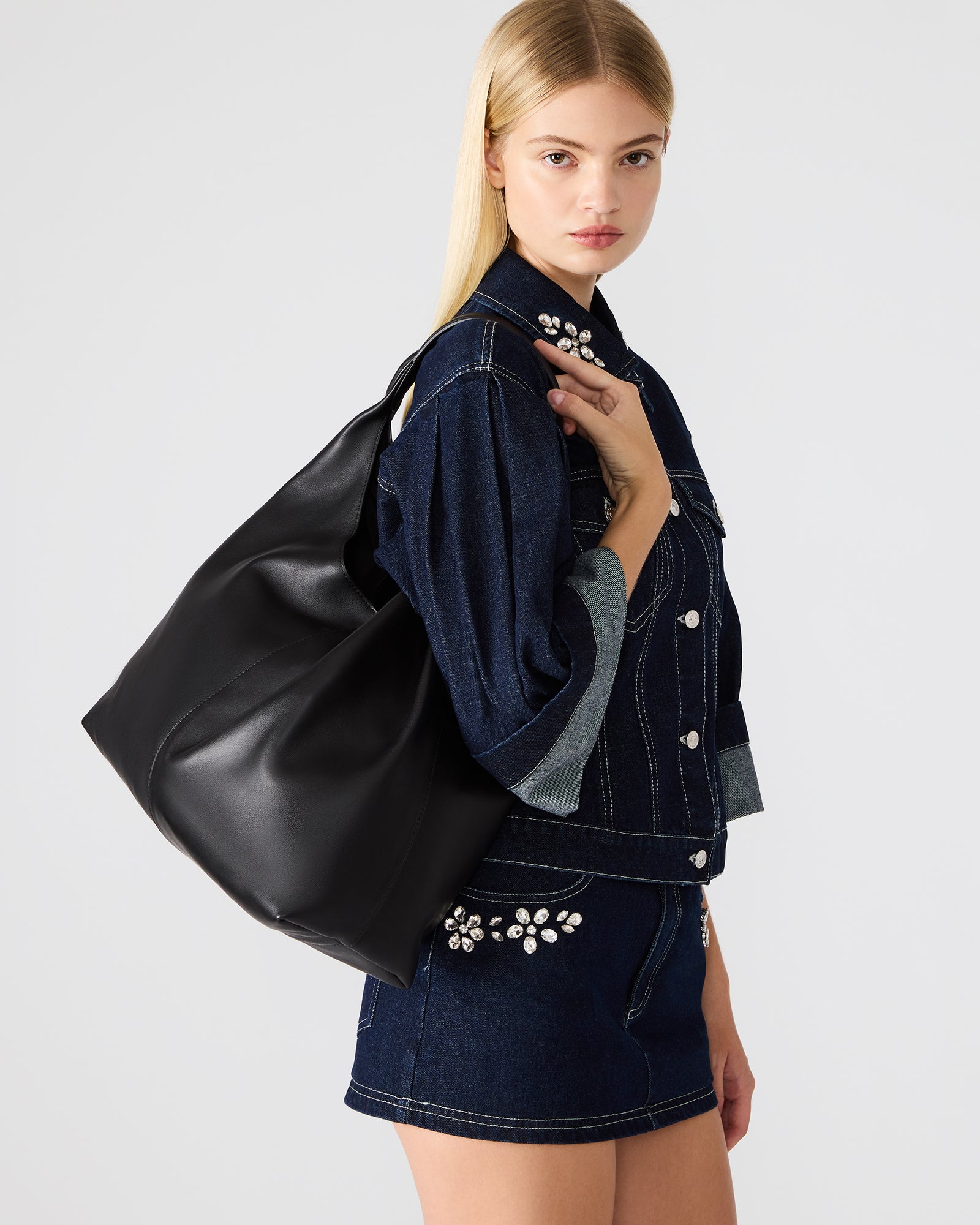 STEVEMADDEN_HANDBAGS_BCOLLINS_BLACK_11873.jpg