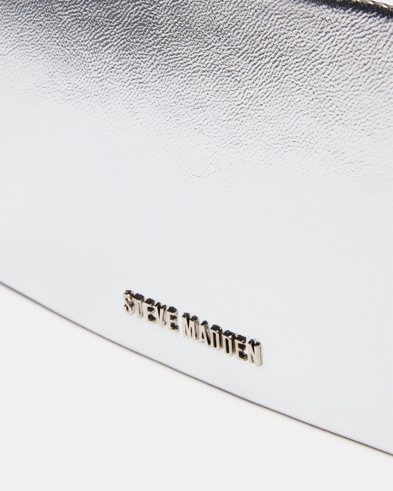 STEVEMADDEN_HANDBAGS_BJULIANA_SILVER_04.jpg