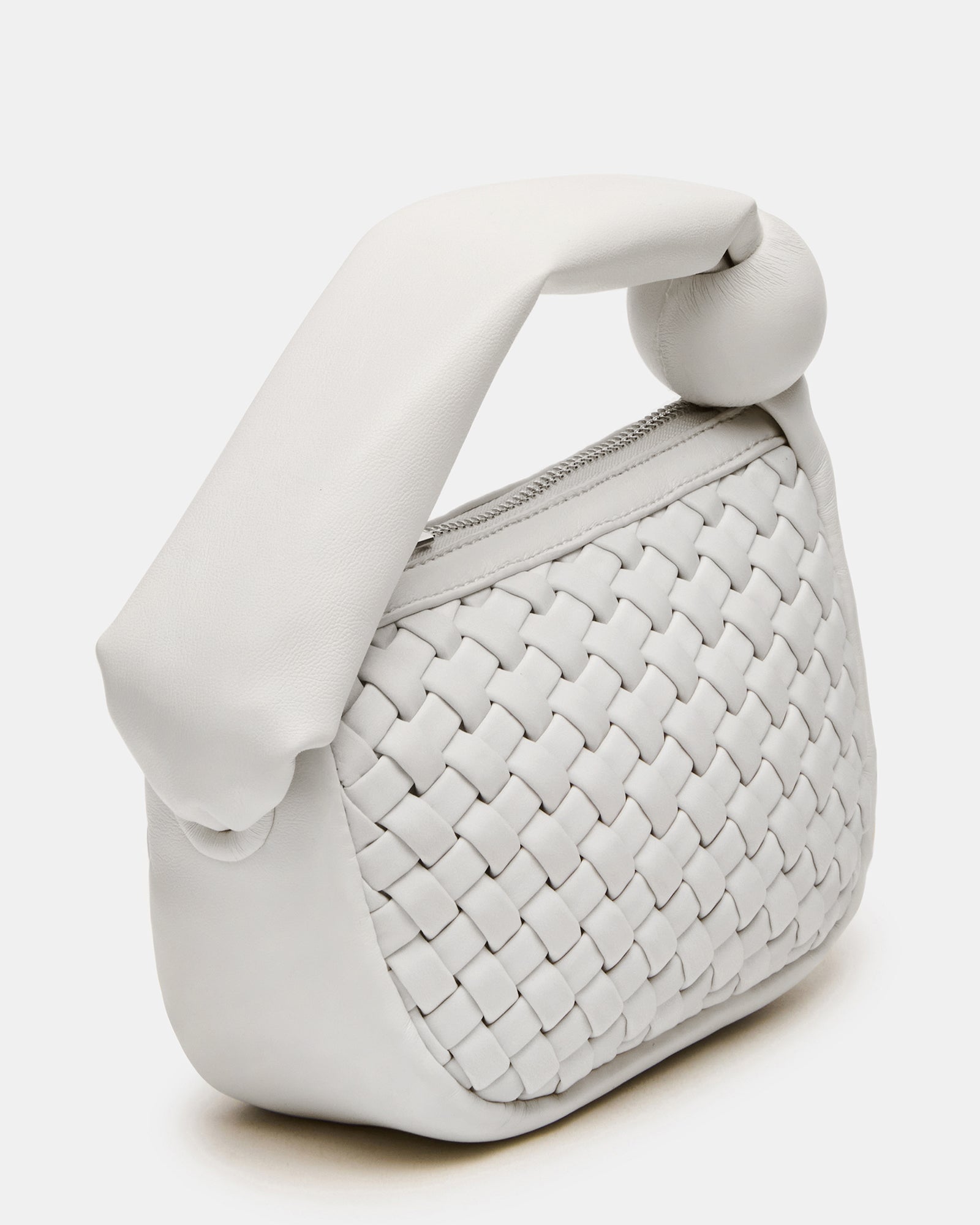 STEVEMADDEN_HANDBAGS_BNATASHA_WHITE_02_a7ff9490-d51a-40df-b467-e93b79022e63.jpg