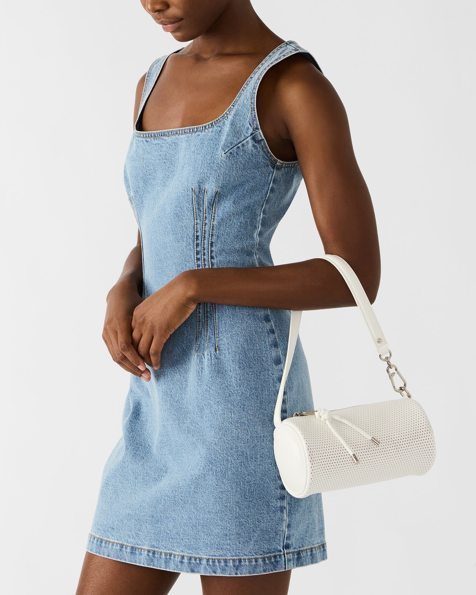 STEVEMADDEN_HANDBAGS_BPRIYA-P_WHITE_0874.jpg