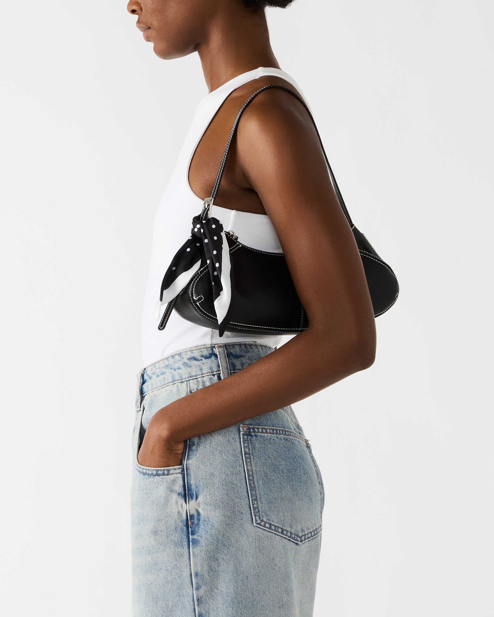 STEVEMADDEN_HANDBAGS_BROXEY_BLACK_0460.jpg