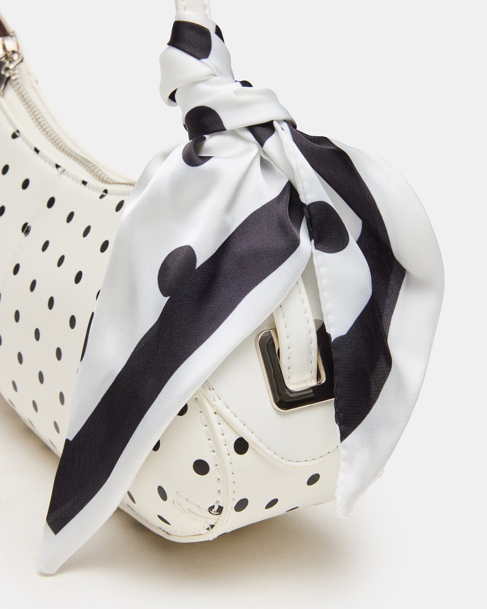 STEVEMADDEN_HANDBAGS_BROXEY_DOTS_04.jpg