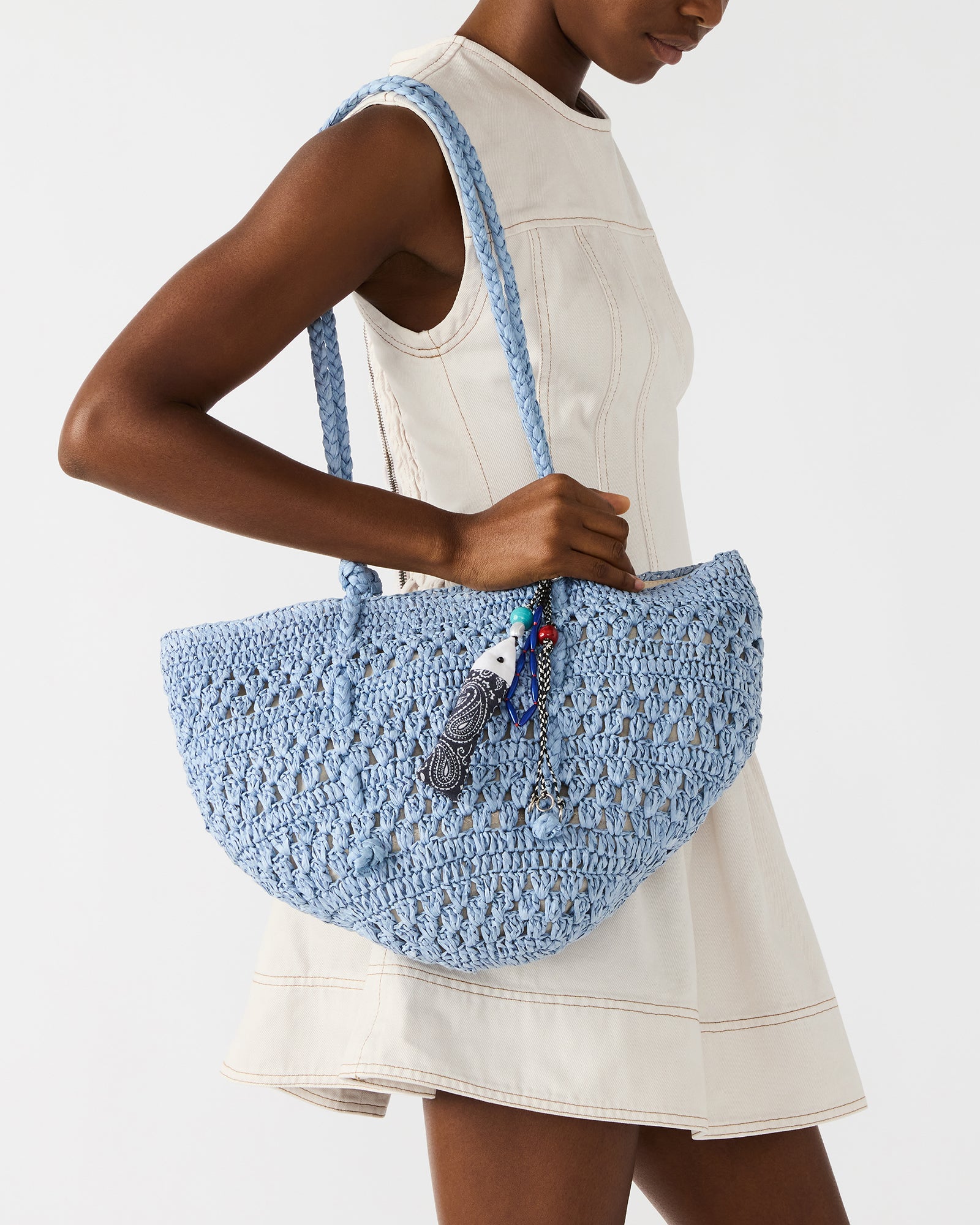STEVEMADDEN_HANDBAGS_BTYDES_BLUE_0434_ad72fd41-4acc-4e38-90a3-d07a316f45c3.jpg