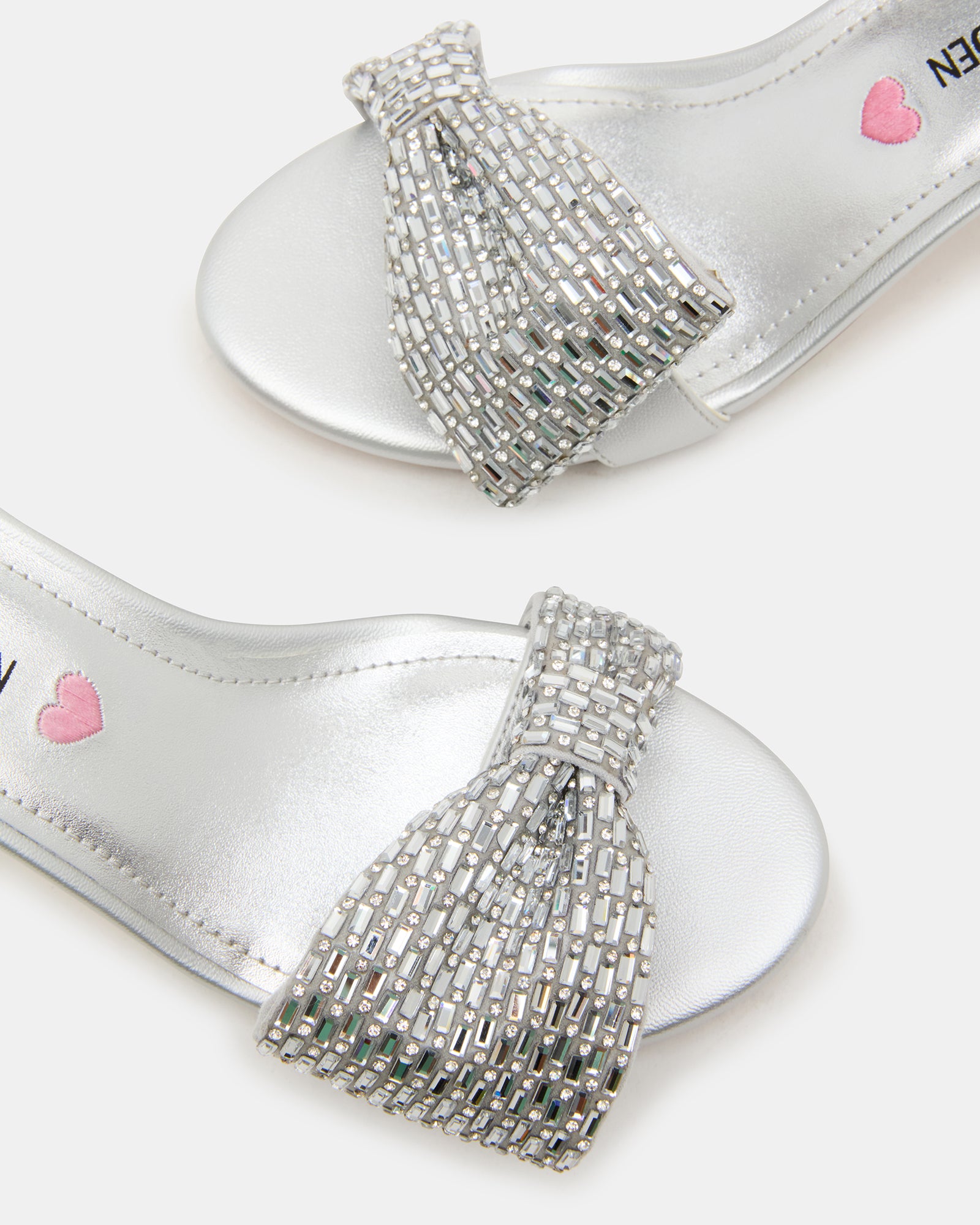 STEVEMADDEN_KIDS_JABIGAL_SILVER_03.jpg