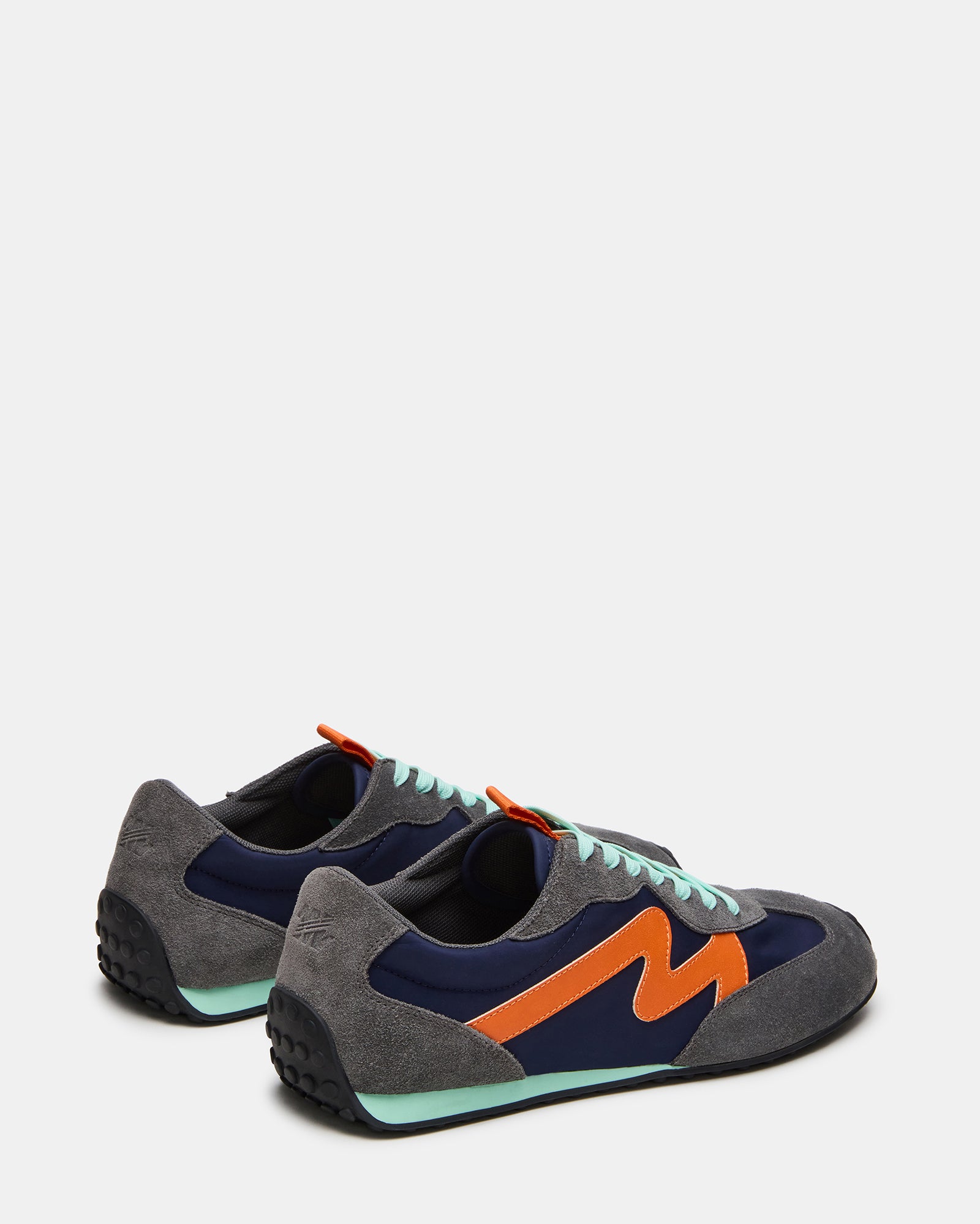 STEVEMADDEN_MENS_CYRUS_GREY-MULTI_02.jpg