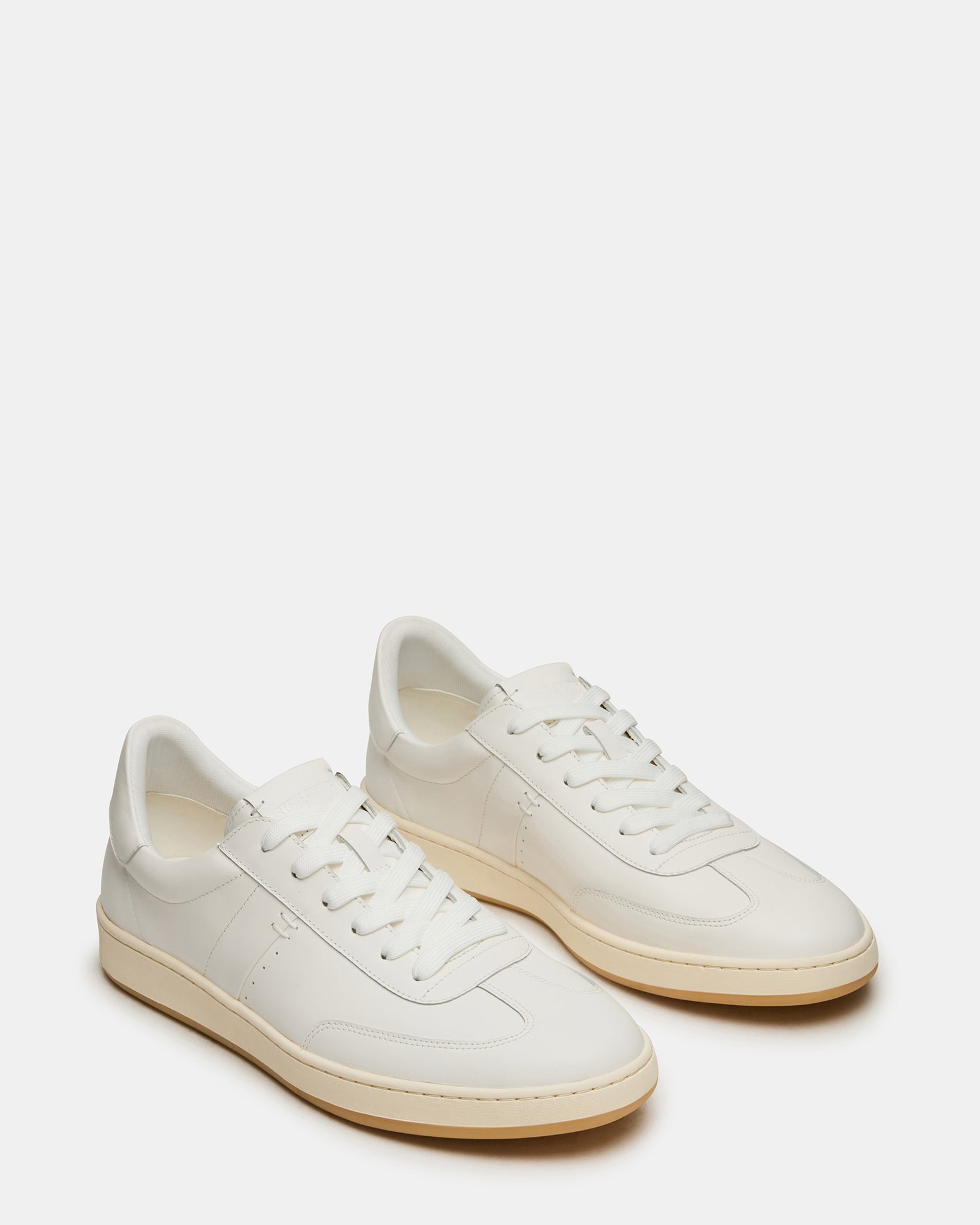 STEVEMADDEN_MENS_DYLAN_WHITE_02.jpg