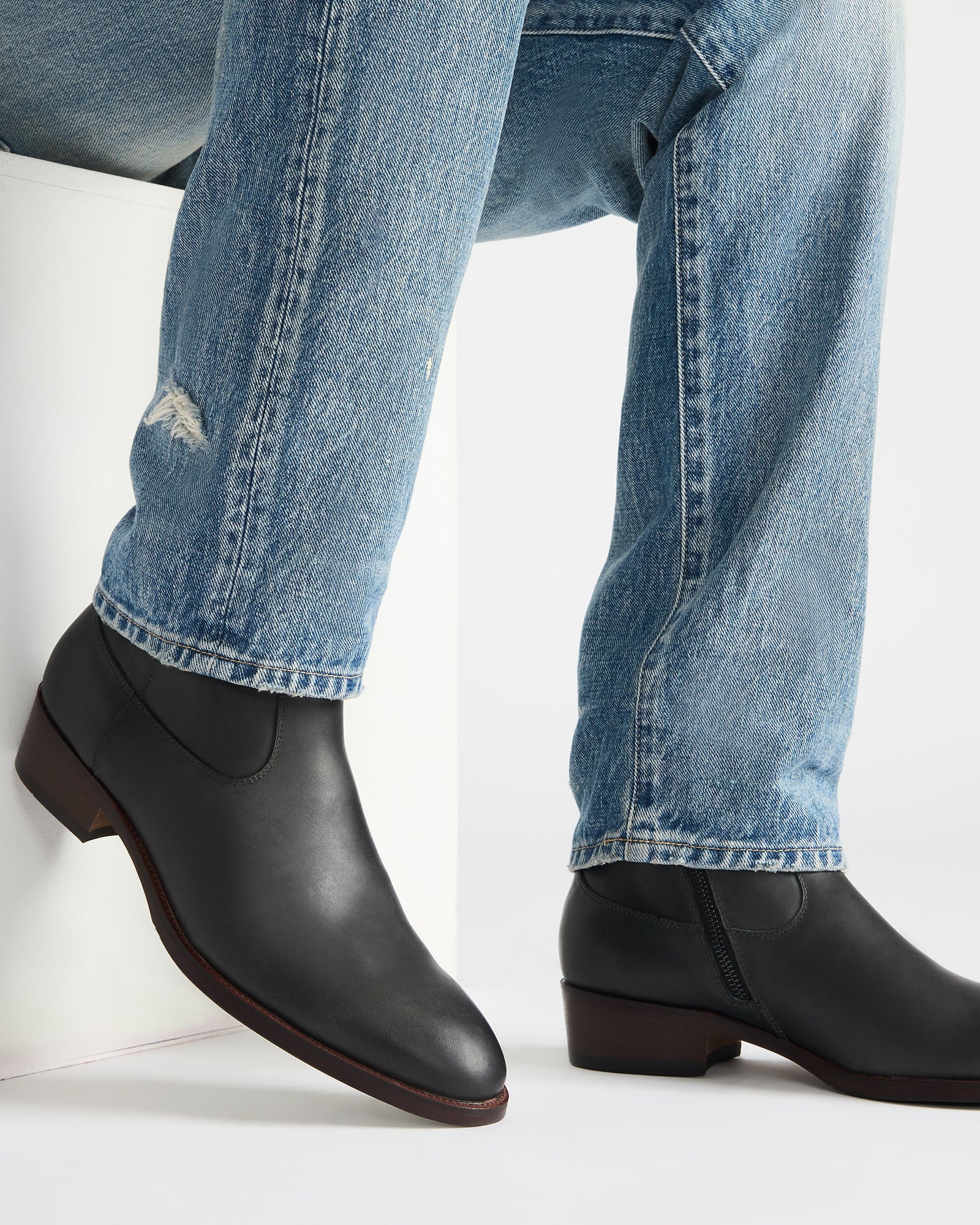 STEVEMADDEN_MENS_HENDRIK_BLACK-LEATHER_2022.jpg