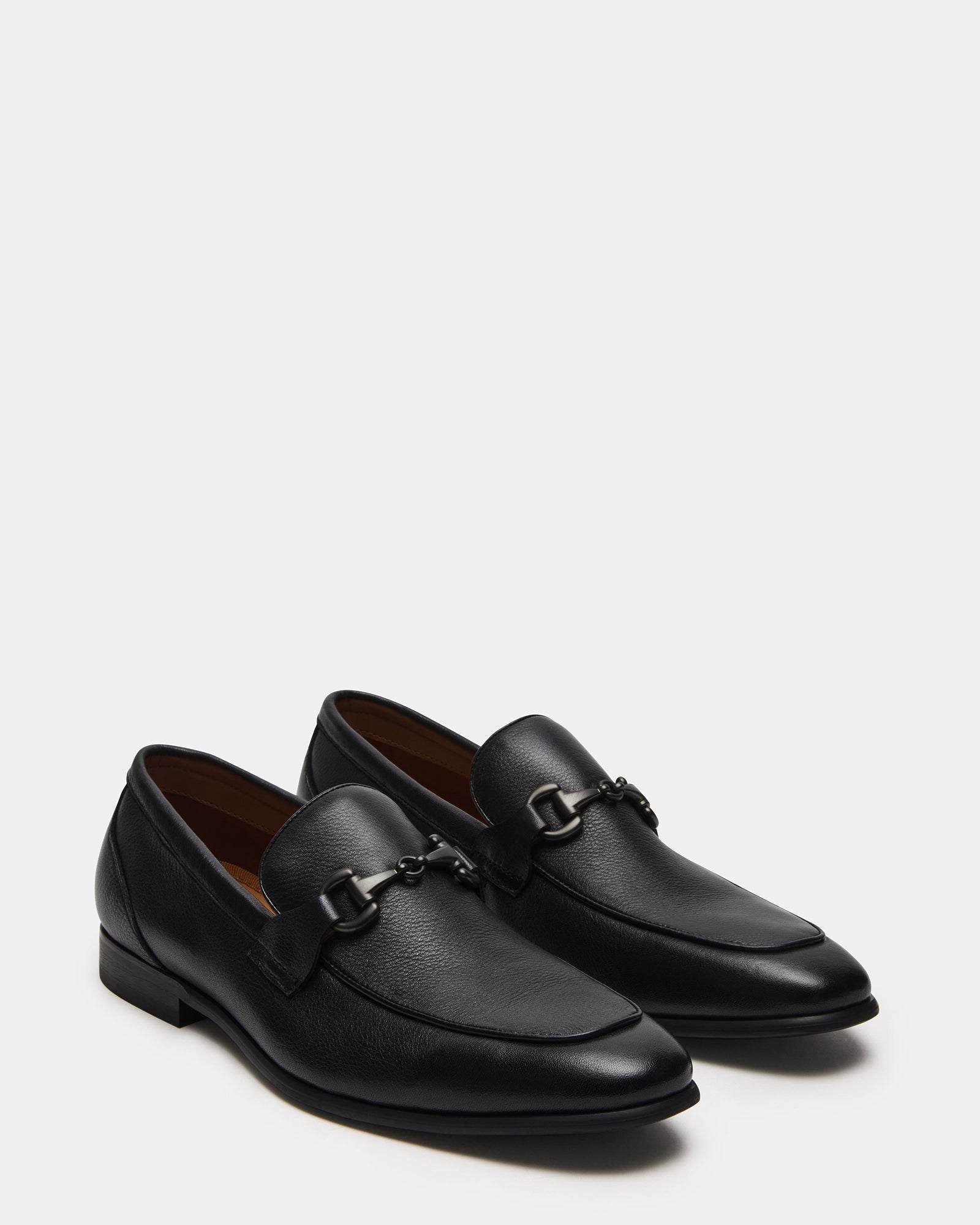 STEVEMADDEN_MENS_JAYSHAN_BLACK_01_7e4ce967-4695-4f68-a8a6-c7ee9be54697.jpg