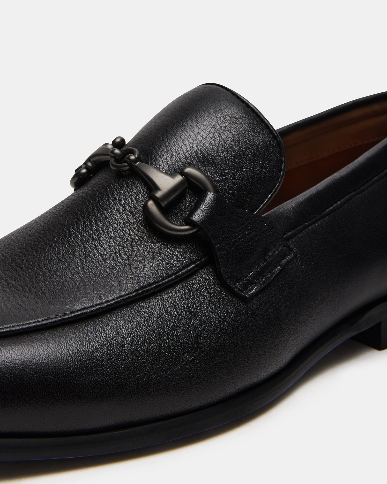 STEVEMADDEN_MENS_JAYSHAN_BLACK_04_02d9be13-bb1f-47f6-b9e7-92f4487665ac.jpg