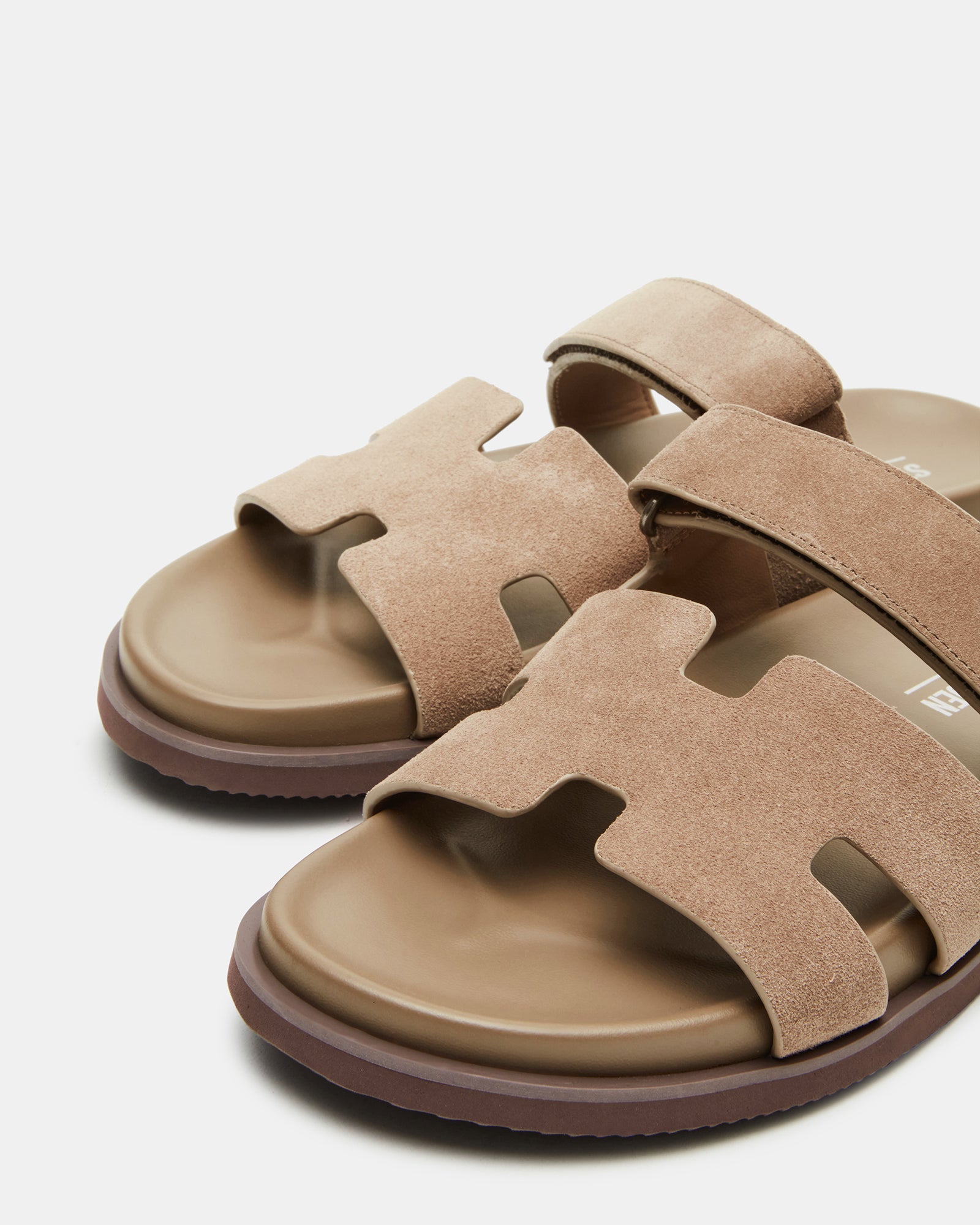 STEVEMADDEN_MENS_MAIVEN_TAUPE-SUEDE_05_9faf618a-9d75-4d51-8833-99fda3152025.jpg