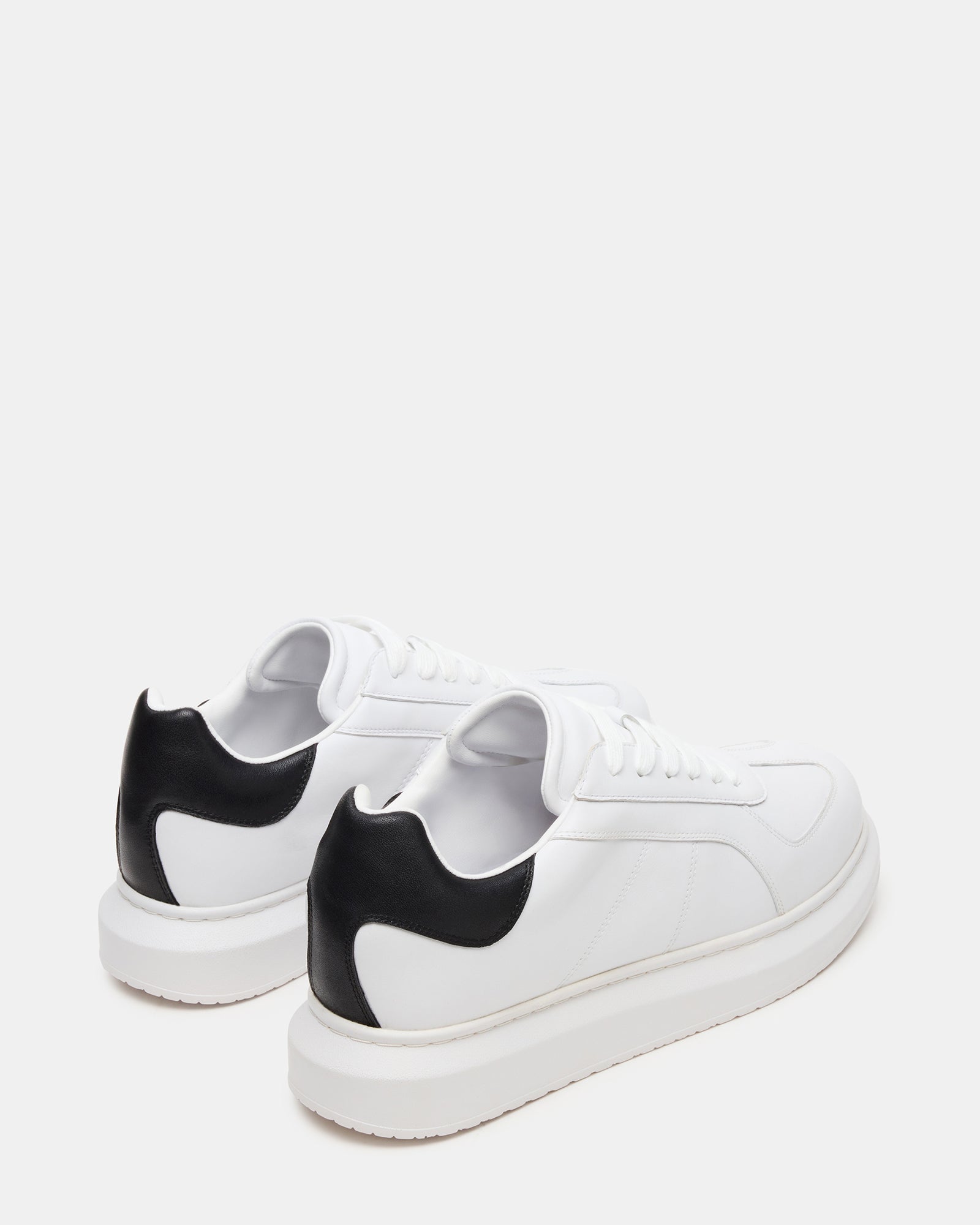 STEVEMADDEN_MENS_MINOU_WHITE-BLACK_03.jpg