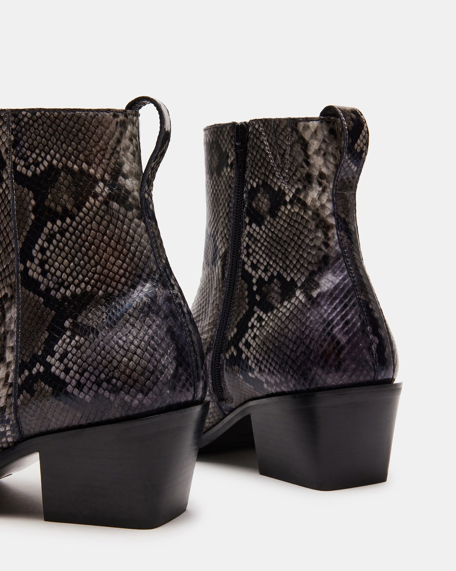 STEVEMADDEN_MENS_RICHIE_GREY-SNAKE_05.jpg