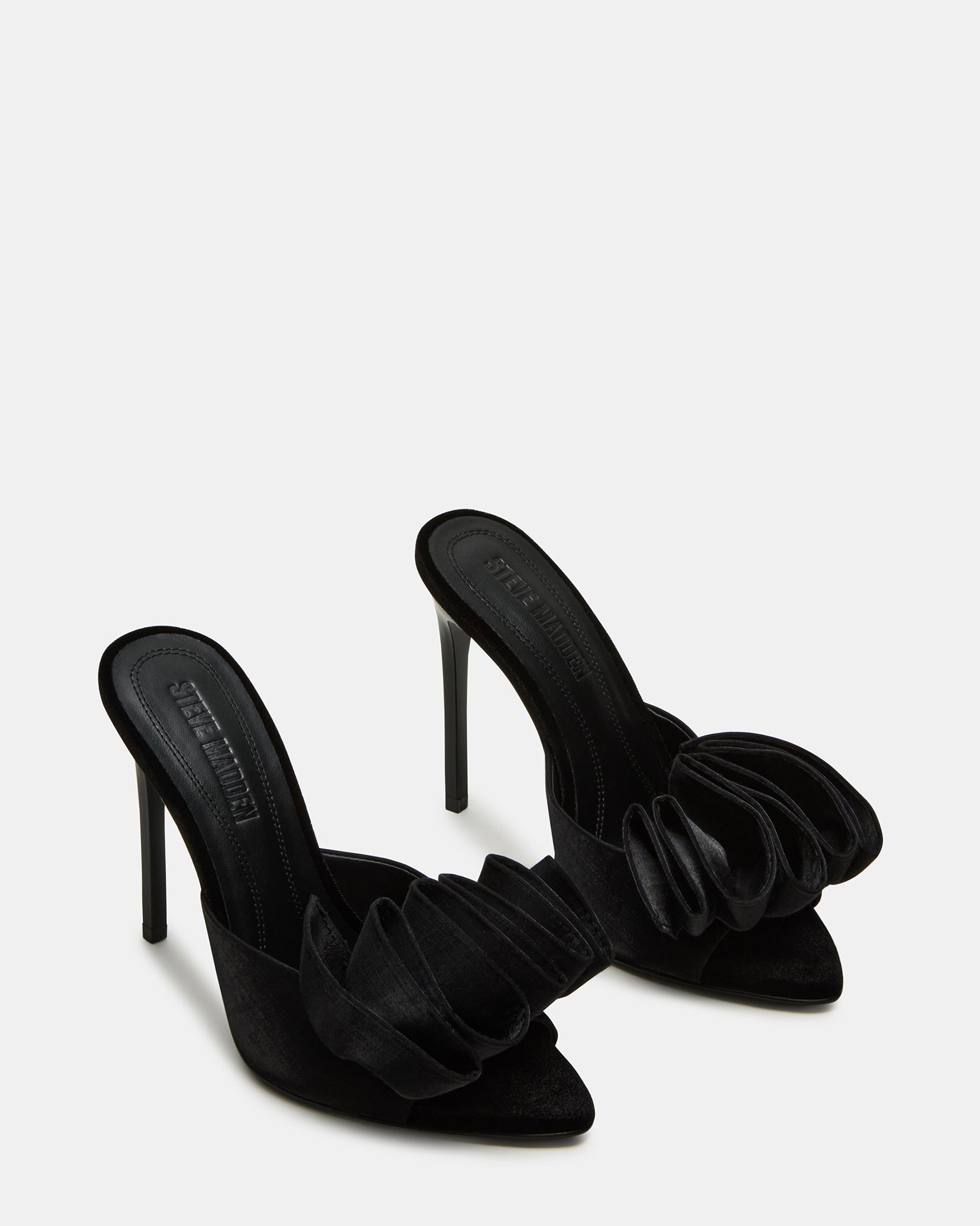 STEVEMADDEN_SHOES_AFFINITY_BLACK-SATIN_01.jpg
