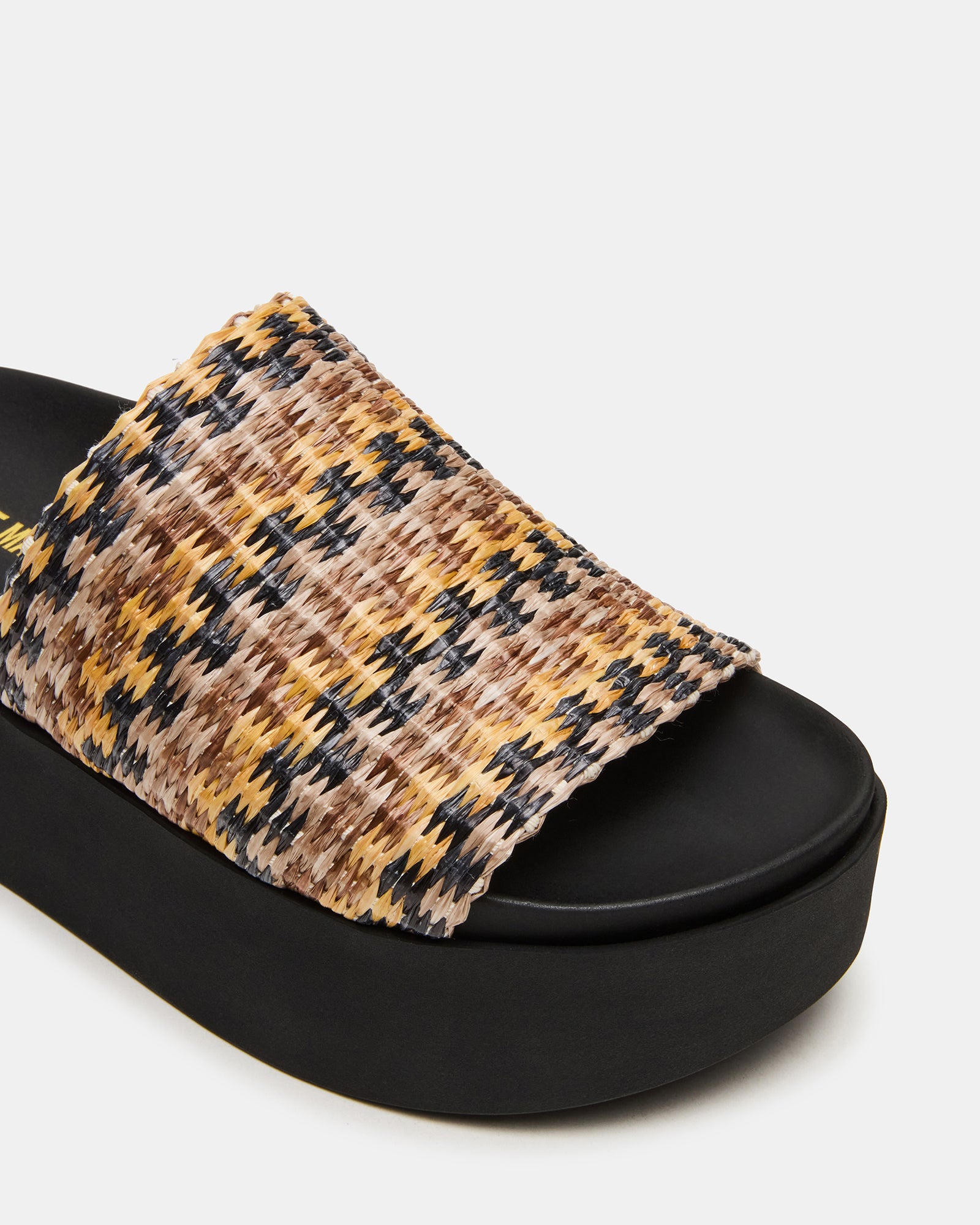 STEVEMADDEN_SHOES_ARWEN-RAF_MULTI-RAFFIA_03.jpg