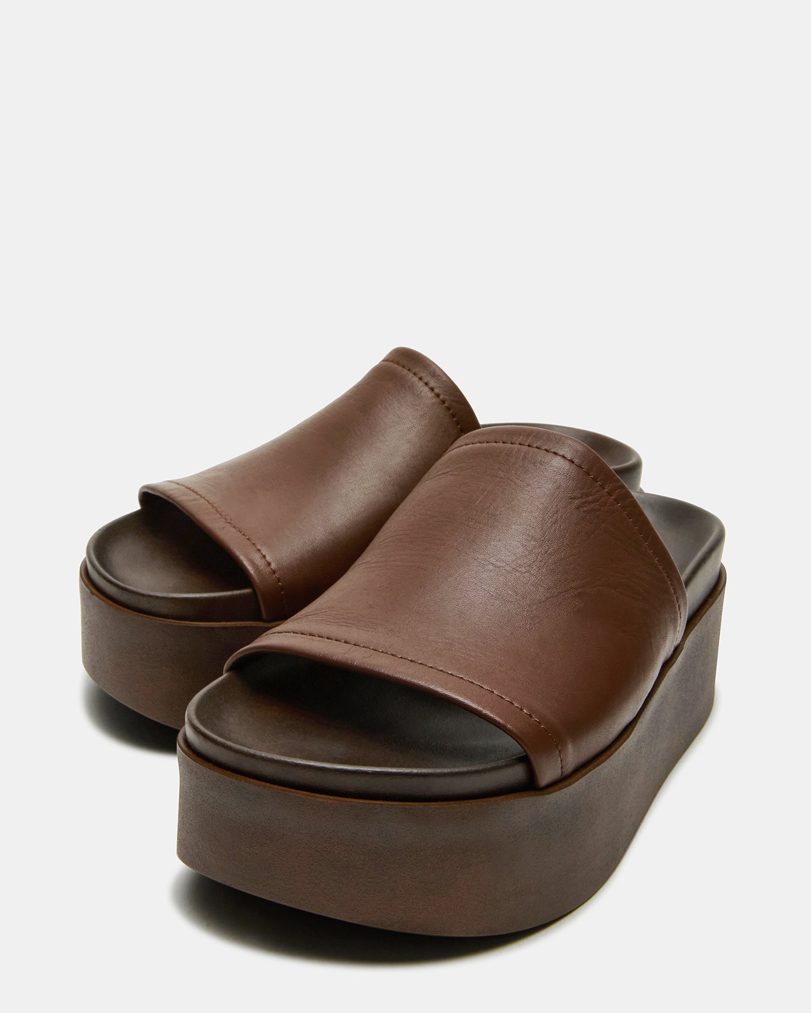 STEVEMADDEN_SHOES_ARWEN_BROWN-LEATHER_05_d6769e24-b866-4979-8ae2-e92ad9cad1ce.jpg