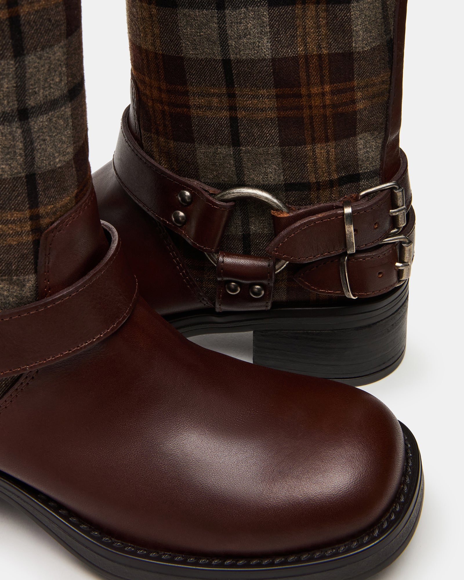 STEVEMADDEN_SHOES_ASTOR-FLANNEL_BROWN-MULTI_04.jpg