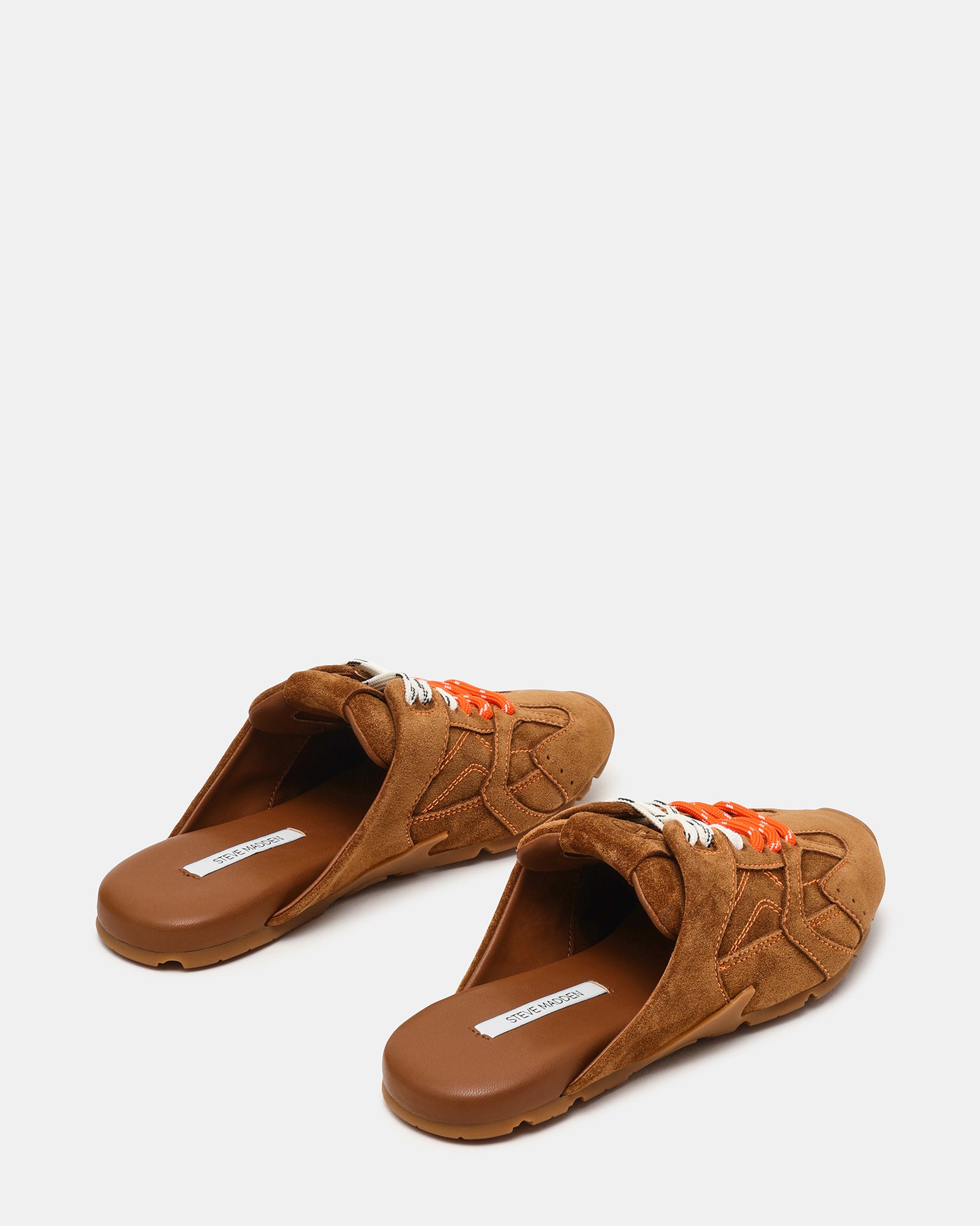 STEVEMADDEN_SHOES_AZIEL-MULE_CHESTNUT-SUEDE03.jpg