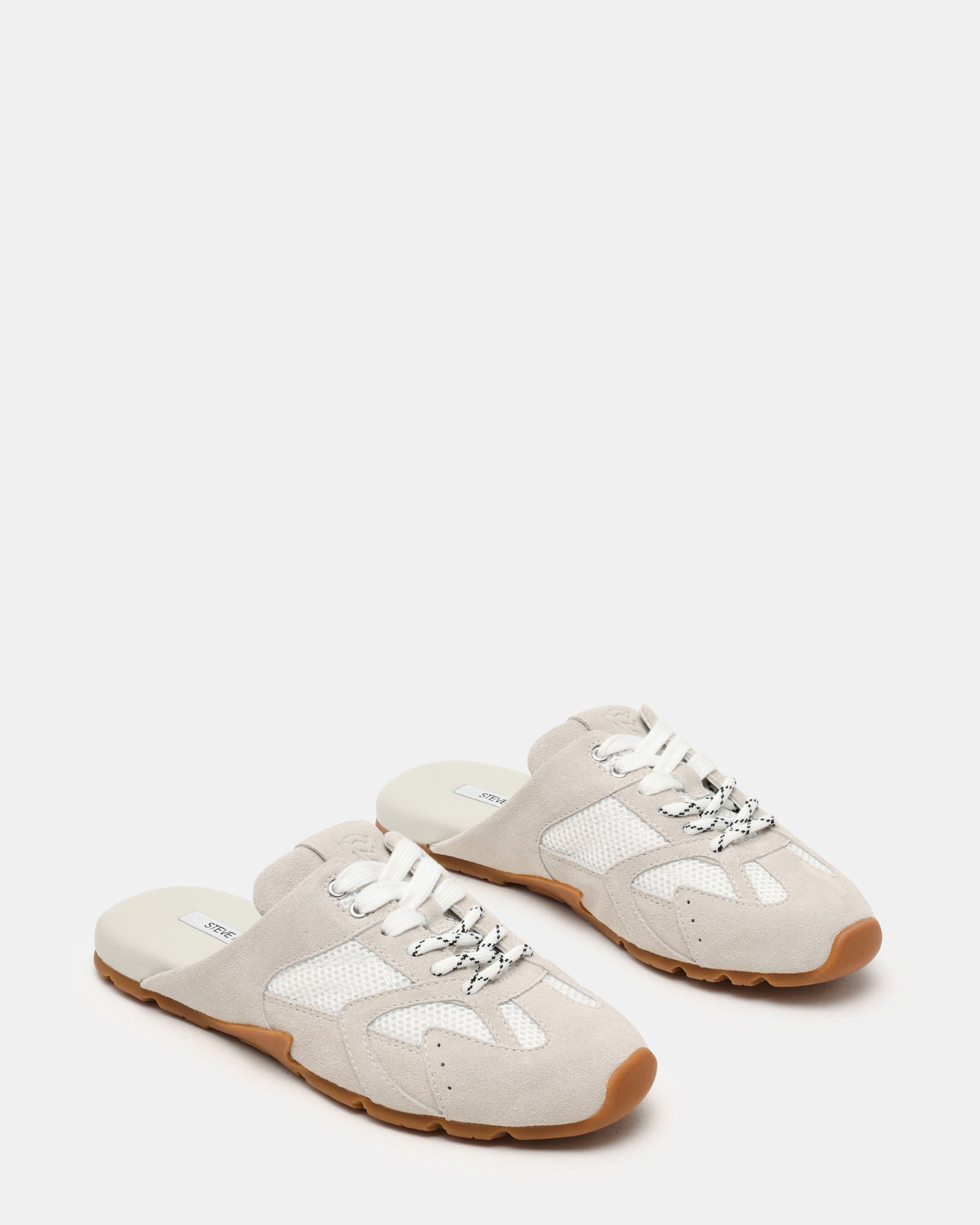STEVEMADDEN_SHOES_AZIEL-MULE_WHITE-SUEDE02.jpg