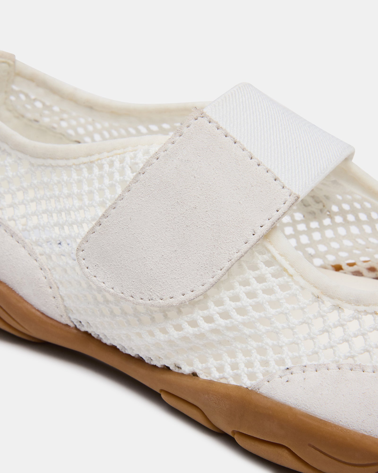 STEVEMADDEN_SHOES_BANKS_WHITE-MESH_05.jpg