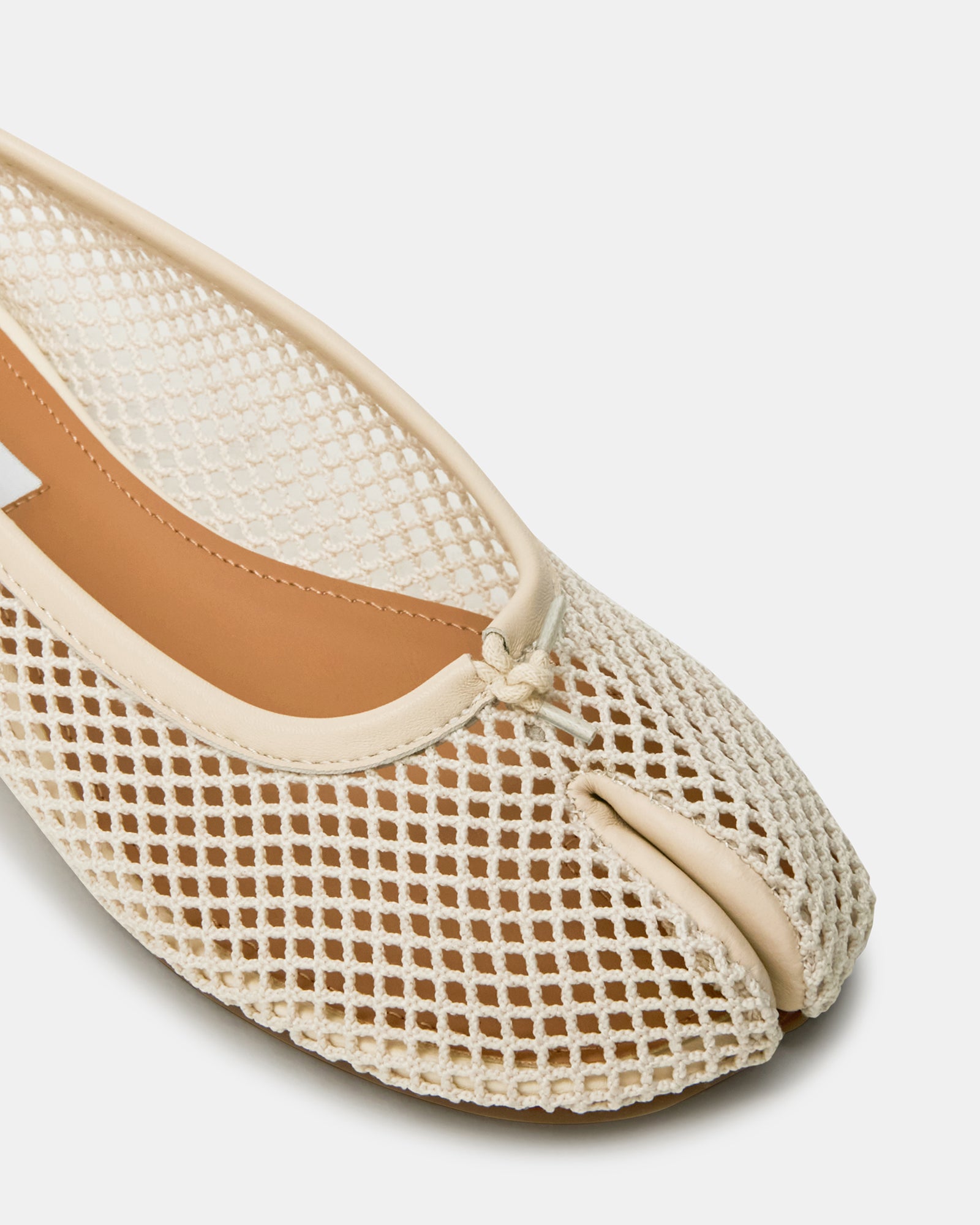 STEVEMADDEN_SHOES_CALICO-MESH_BONE_05_bb0820fc-ee1c-4913-99d7-07089dea1b67.jpg