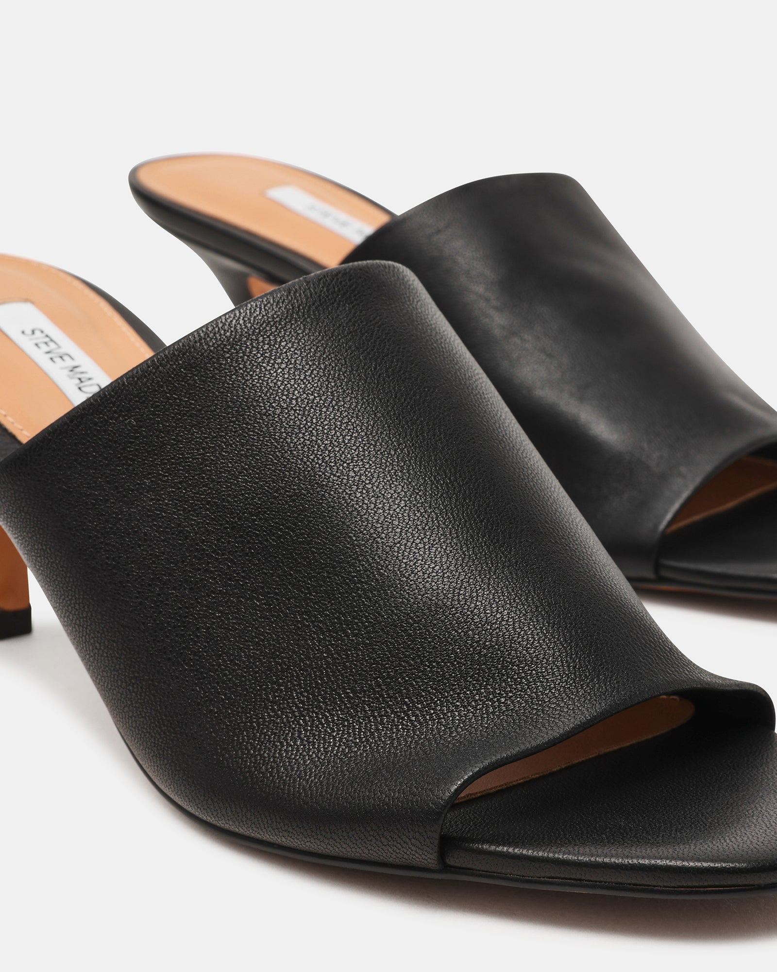 STEVEMADDEN_SHOES_CIERA_BLACK-LEATHER05.jpg