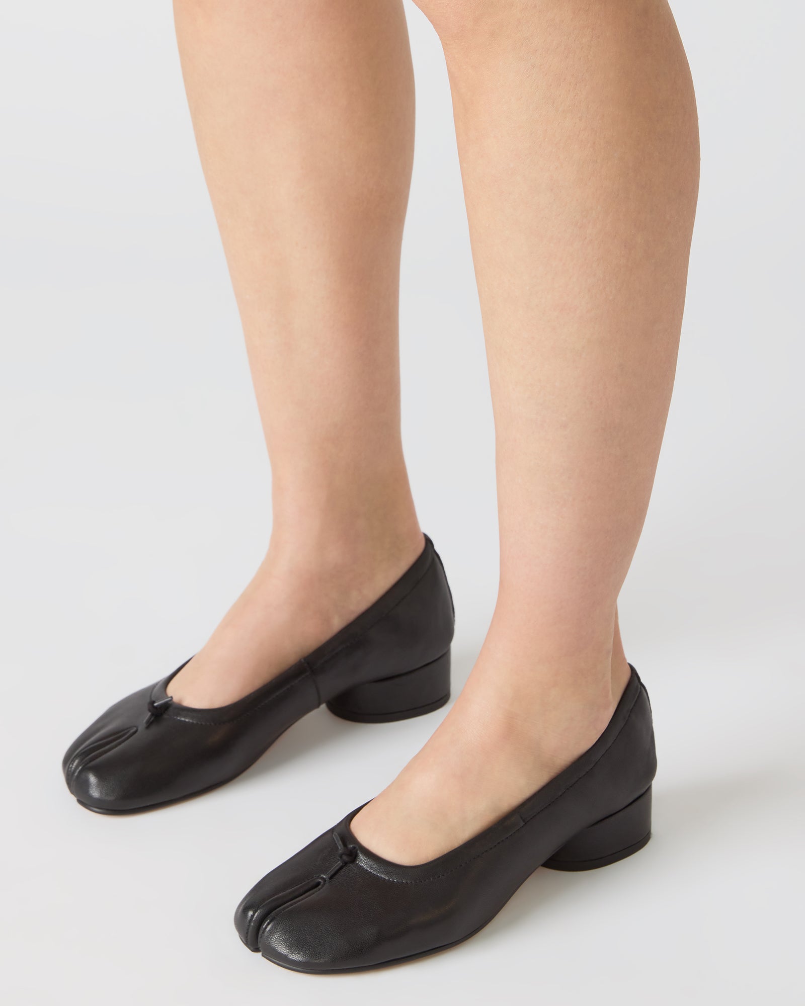 STEVEMADDEN_SHOES_CYRA_BLACK-LEATHER_0639.jpg