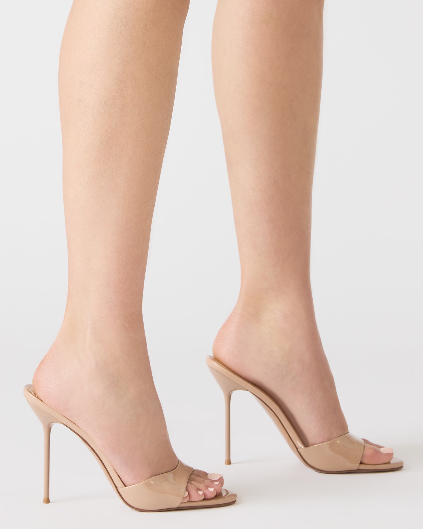 STEVEMADDEN_SHOES_DAVINA_TAN-PATENT_0407.jpg