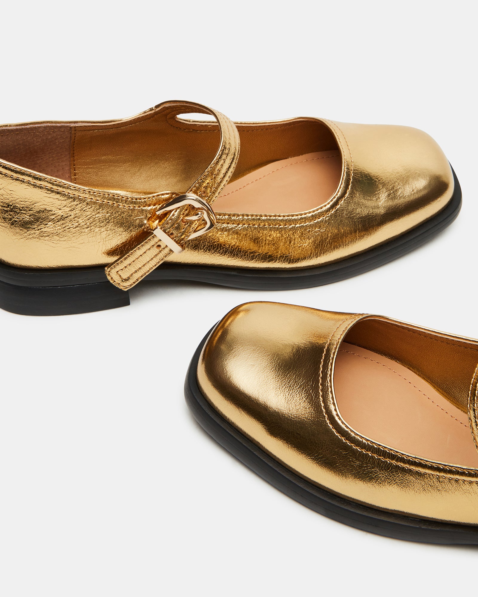STEVEMADDEN_SHOES_DELANCY_GOLD-LEATHER_05.jpg